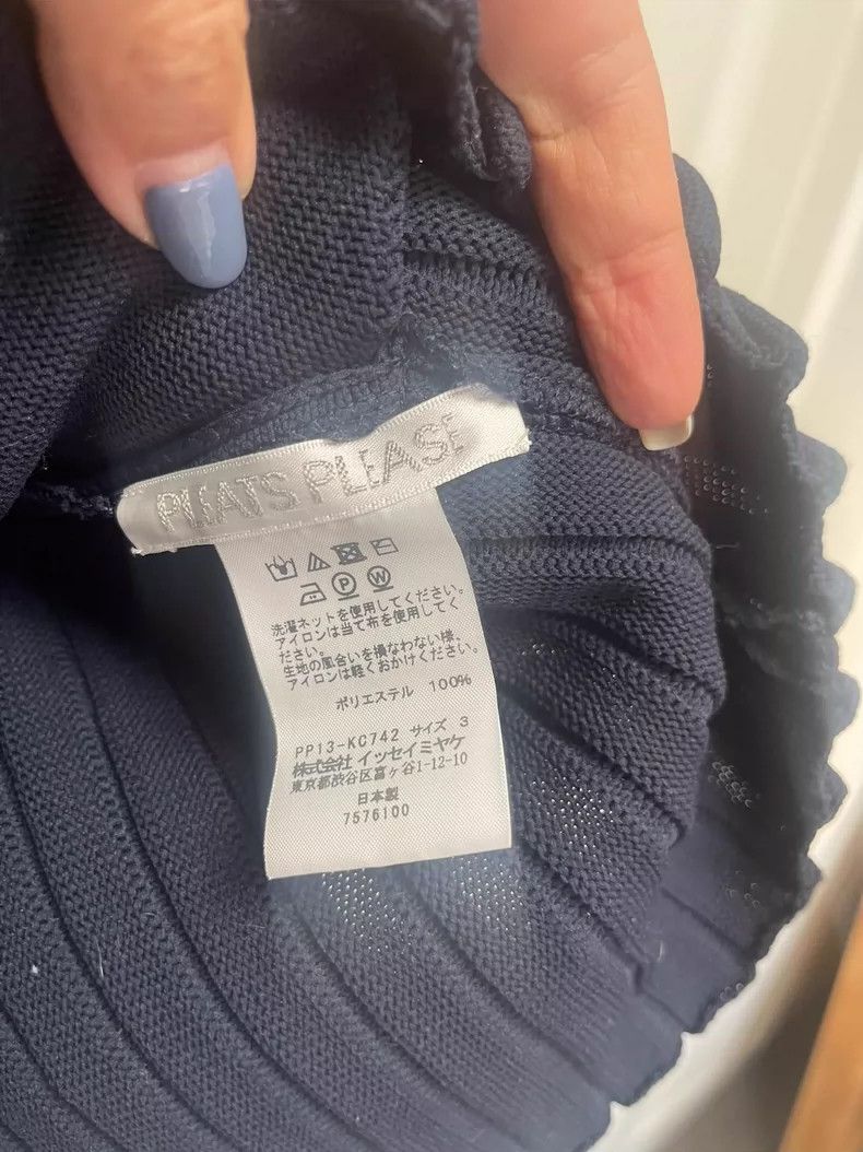 Issey Miyake Issey Miyake Blue and black pleated coat Size L / US 10 / IT 46 - 3 Thumbnail