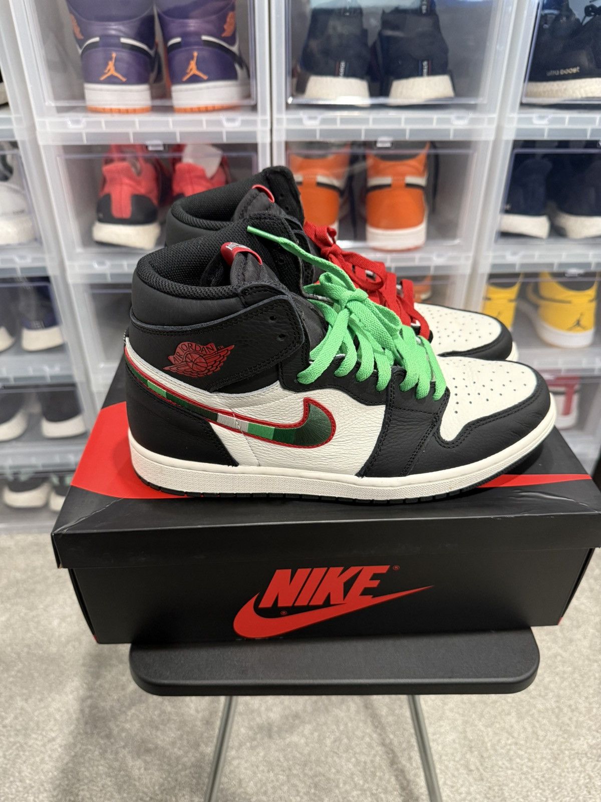 Jordan Brand Jordan 1 Sports Illustrated - 10.5 Size US 10.5 / EU 43-44 - 1 Thumbnail