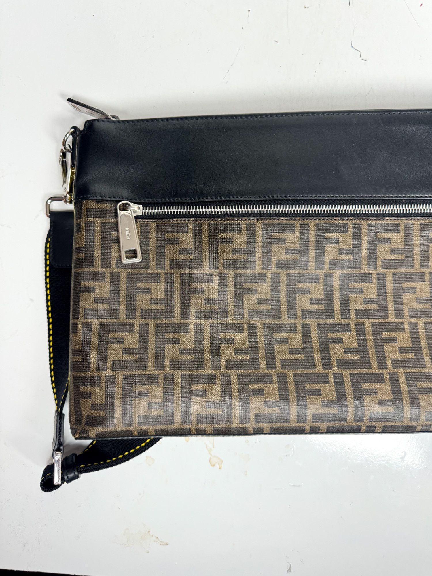 Fendi Fendi FF Zuca Pattern Shoulder Bag Size ONE SIZE - 4 Thumbnail