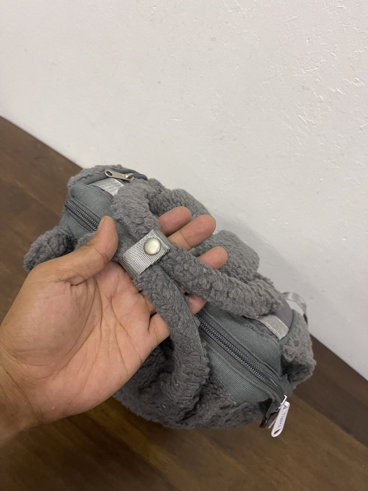 Japanese Brand Anello Polar Bear Benjamin X Hanshin Tiger sherpa bagpack Size ONE SIZE - 7 Thumbnail