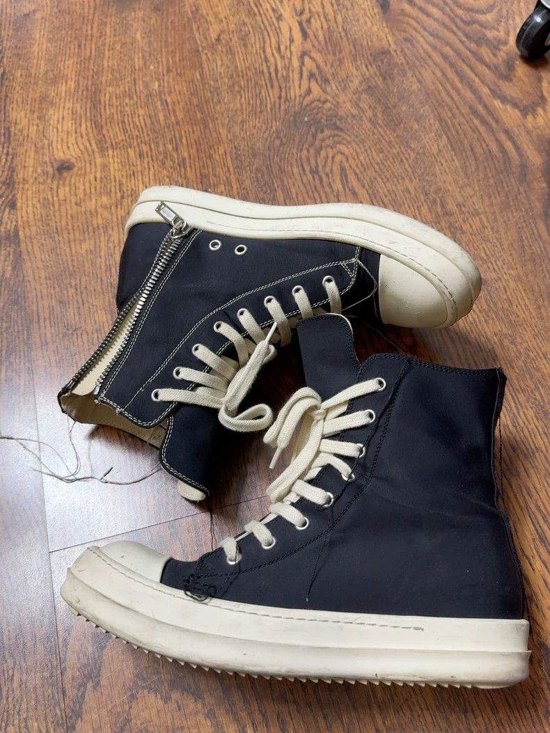 Rick Owens Rick Owens Black Zip High Top Sneakers Size US 10 / EU 43 - 1 Thumbnail