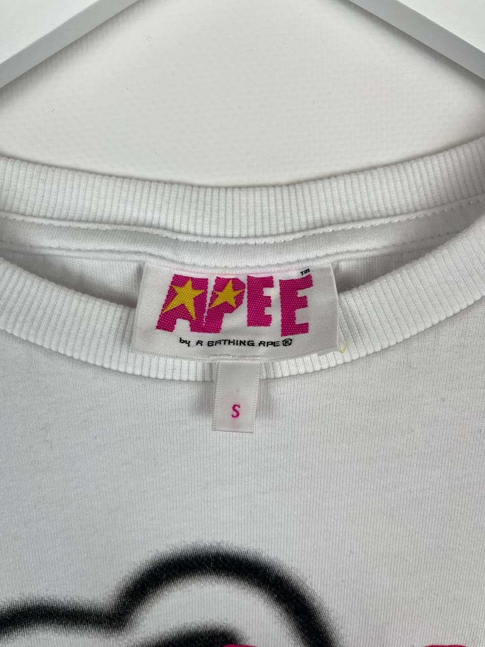 Bape APEE by A Bathing Ape White Heart Graffiti Crop Top T-shirt Size S / US 4 / IT 40 - 5 Thumbnail