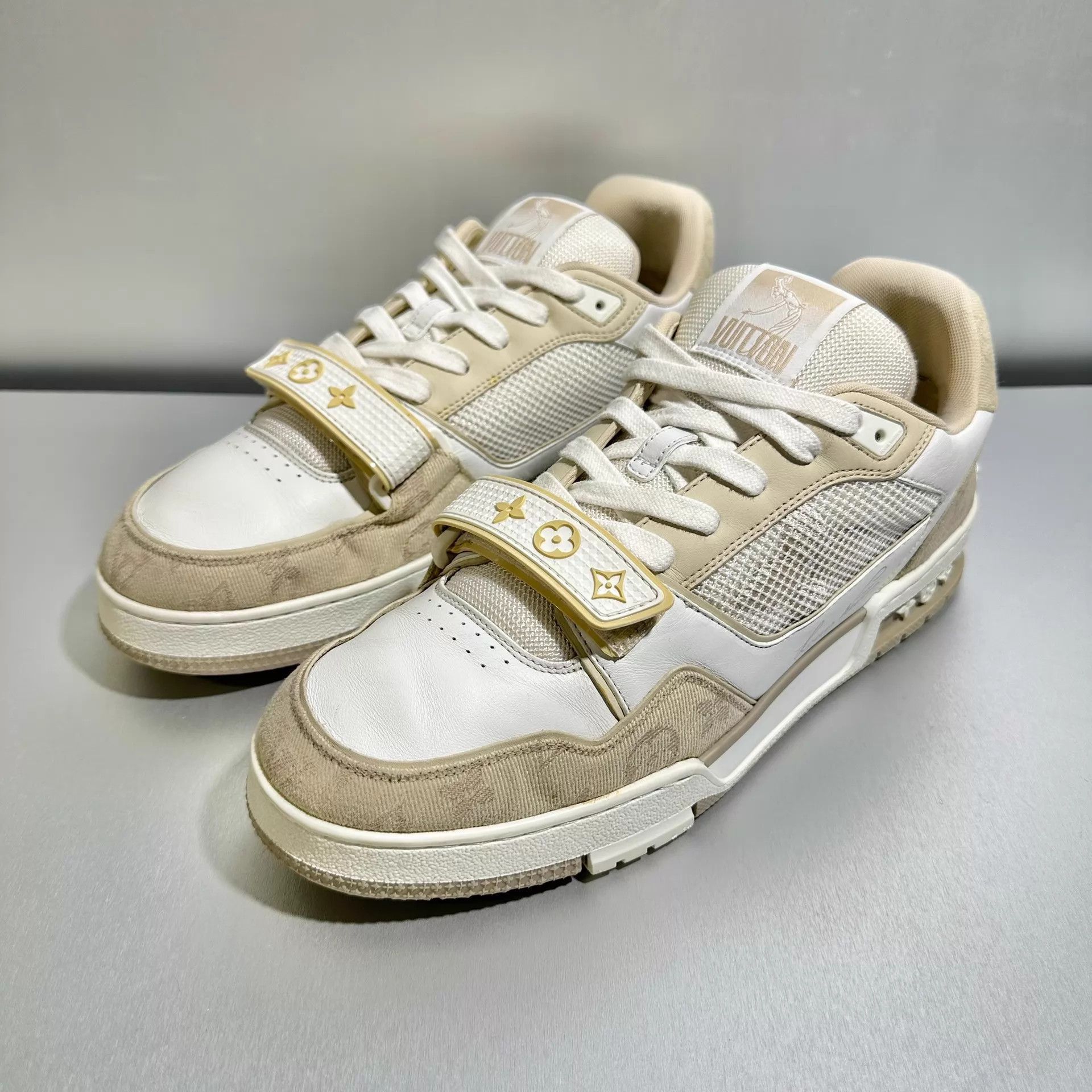 Beige Low-Top Sneakers Size 9