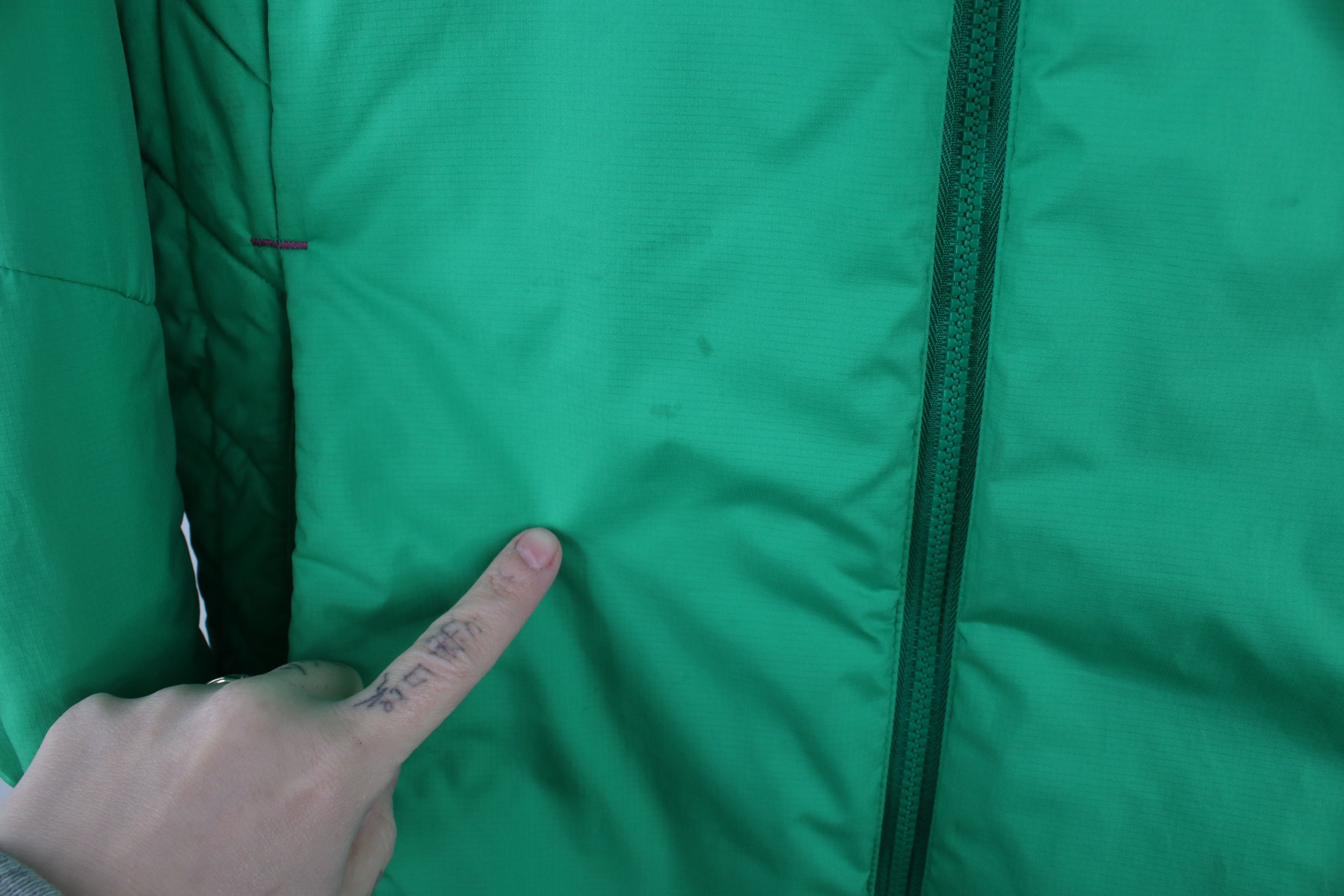 Patagonia × Vintage Vintage Y2K Patagonia Spell Out Micro Puff Puffer Jacket Size XL / US 12-14 / IT 48-50 - 7 Thumbnail