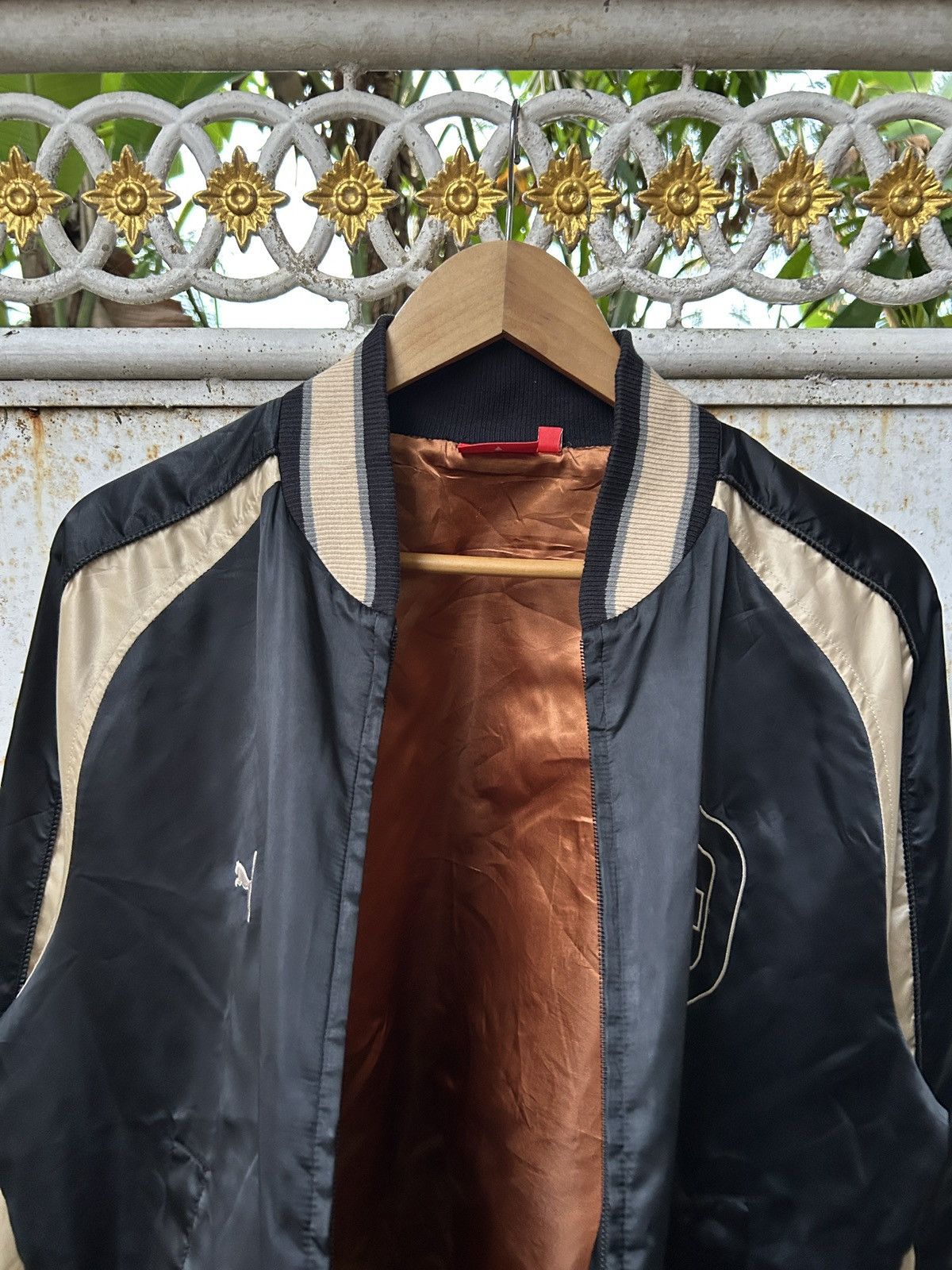 Puma Rare🔥 Puma Skajan Nylon Jacket Embroidery Gold Black Size US S / EU 44-46 / 1 - 7 Thumbnail