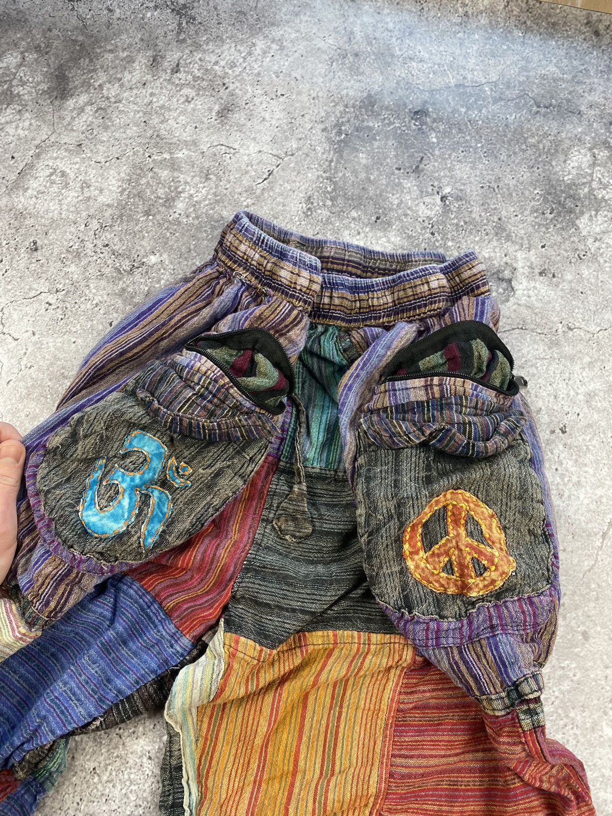 Japanese Brand Vintage NEPAL patchwork cargo pants Junya Watanabe JAPANESSE Size US 34 / EU 50 - 3 Thumbnail