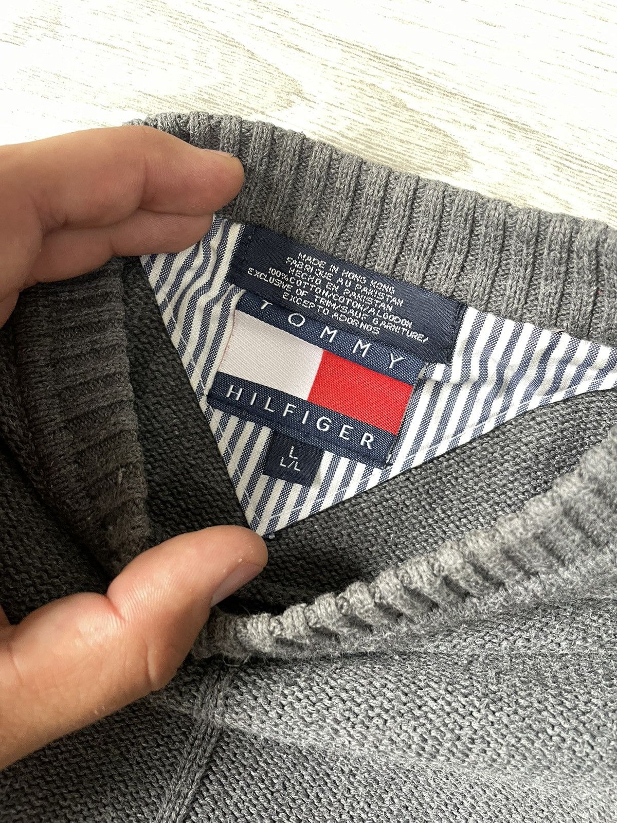 Tommy Hilfiger Vintage Tommy Hilfiger sweeter size:L Size US L / EU 52-54 / 3 - 7 Thumbnail