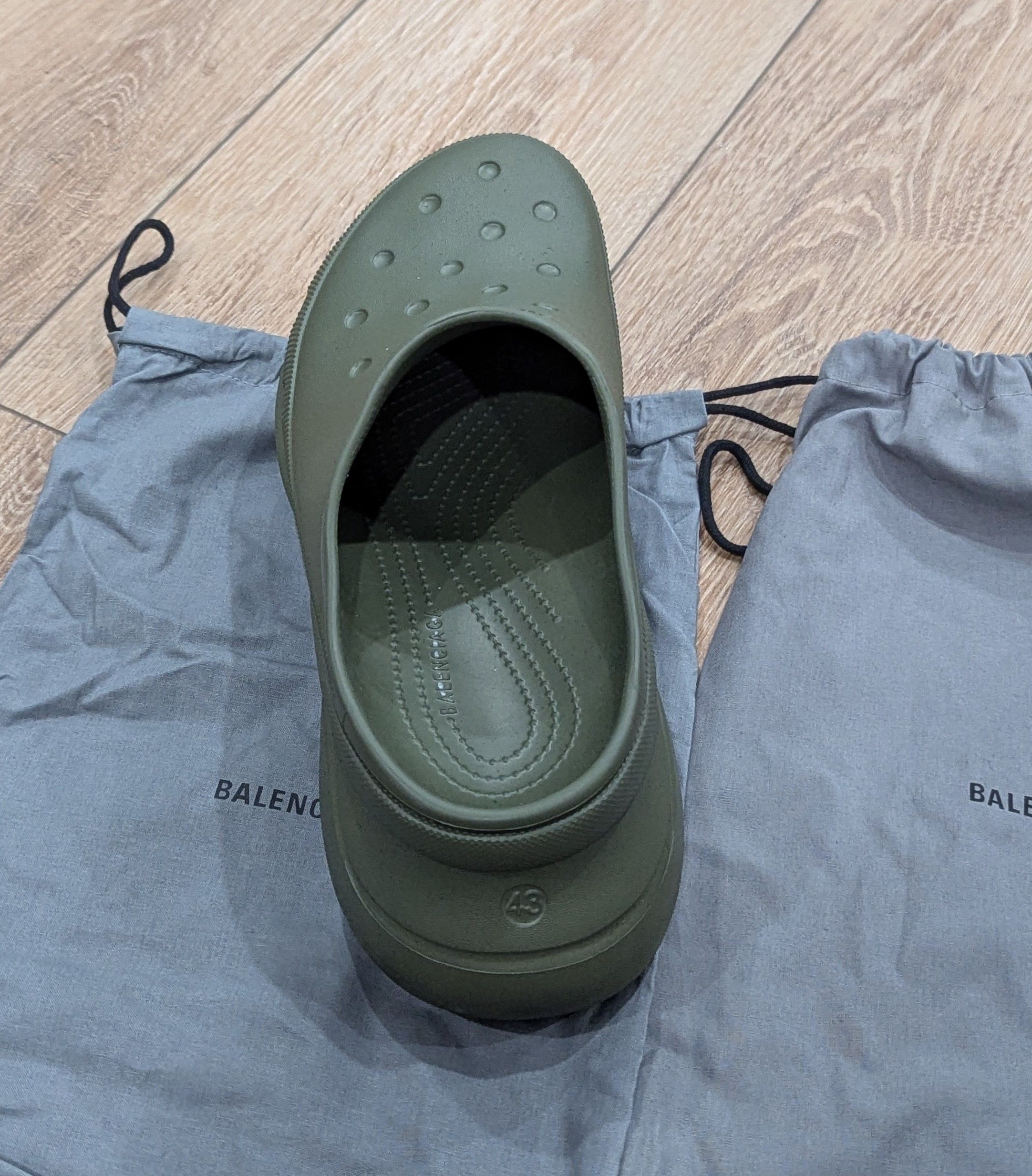 Balenciaga Balenciaga Chunky Slip On Clogs Khaki 43 US 10 Size US 10 / EU 43 - 6 Thumbnail