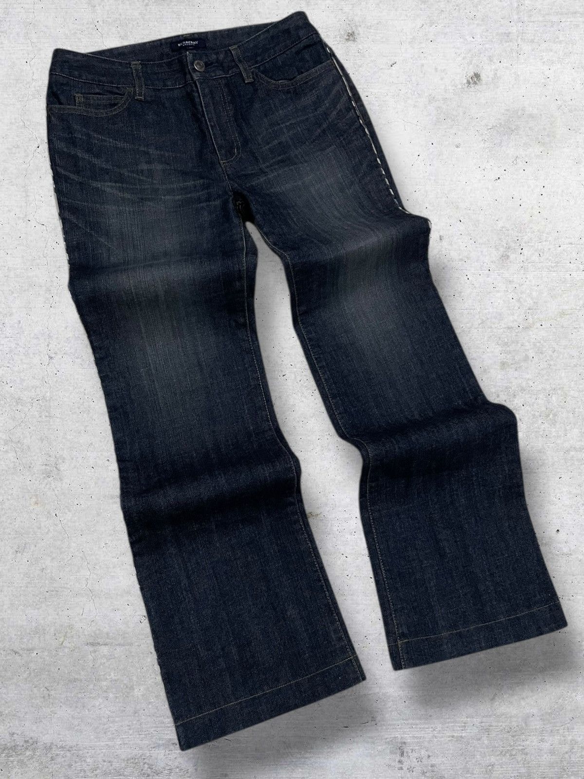 Burberry VINTAGE BURBERRY LONDON DESIGNER FLARED PLATTED OG DENIM Size US 28 / EU 44 - 2 Thumbnail