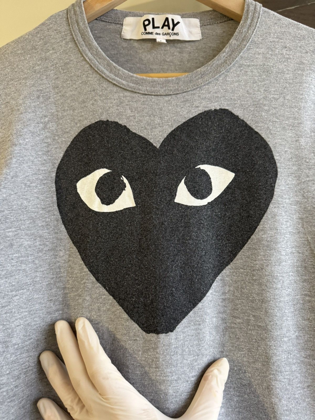 Comme des Garcons PLAY Comme Des Garcons gray tshirt Size US L / EU 52-54 / 3 - 8 Thumbnail