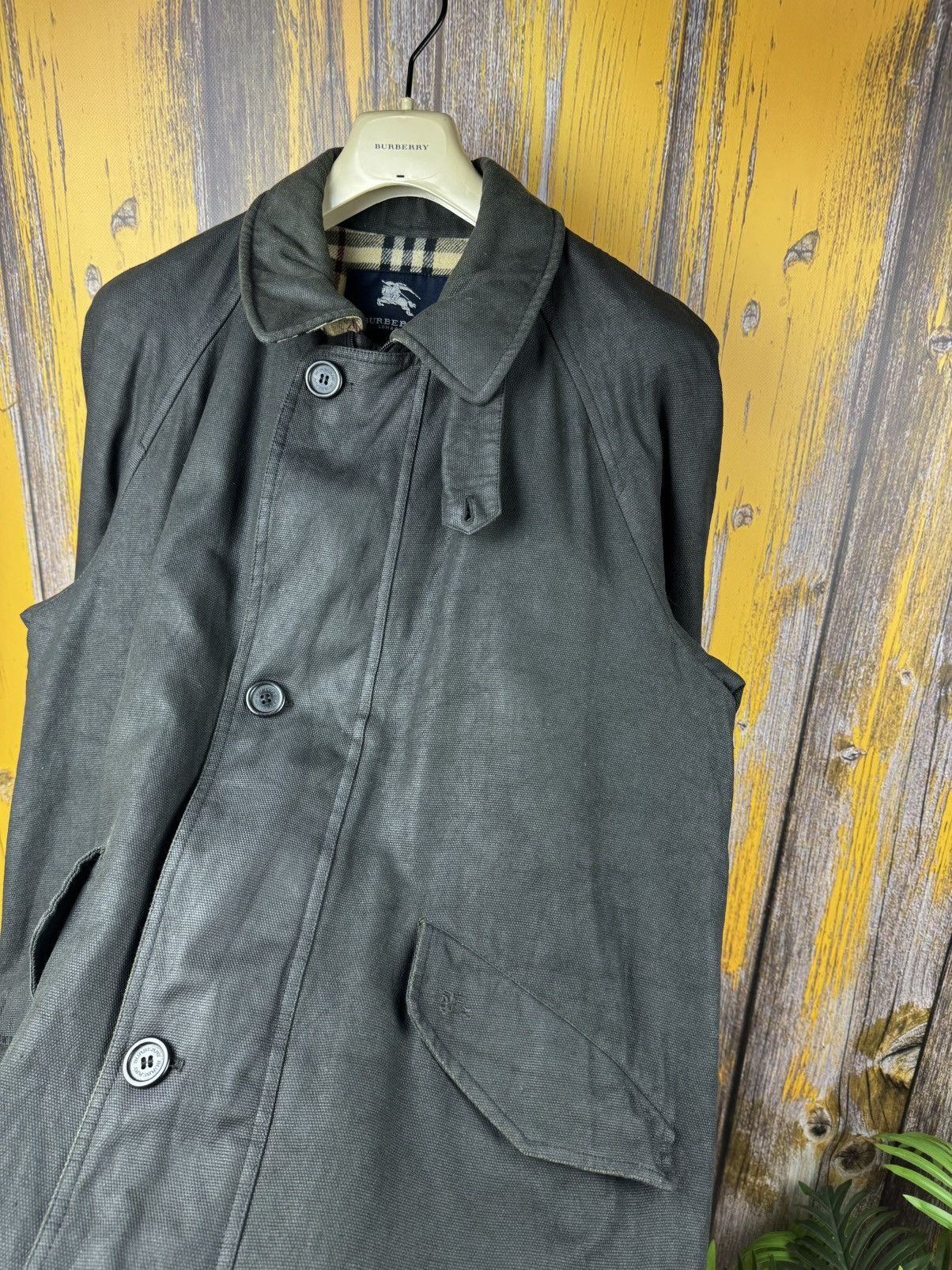 Burberry Burberry London Wax Jacket Archive Vintage Size US L / EU 52-54 / 3 - 21 Thumbnail
