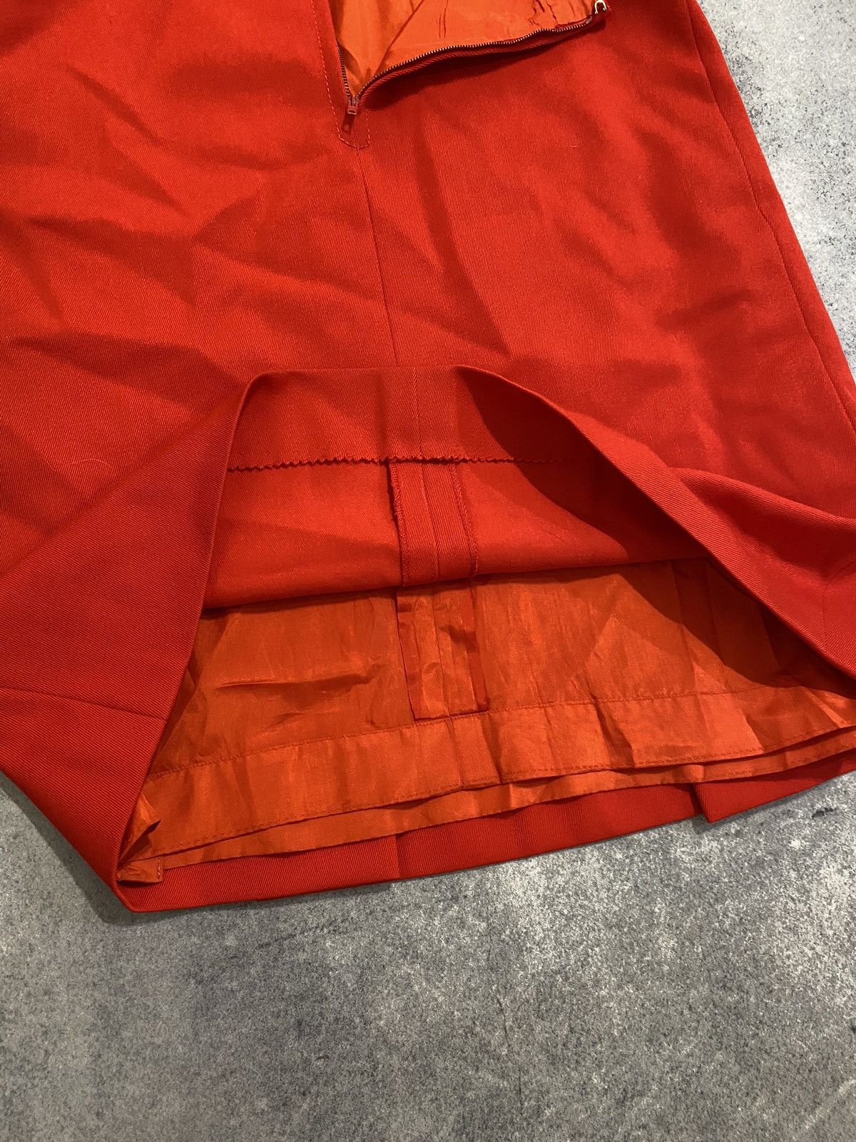 Celine × Vintage Vintage 90s Celine Red Wool Midi Skirt Size 32" / US 10 / IT 46 - 12 Thumbnail