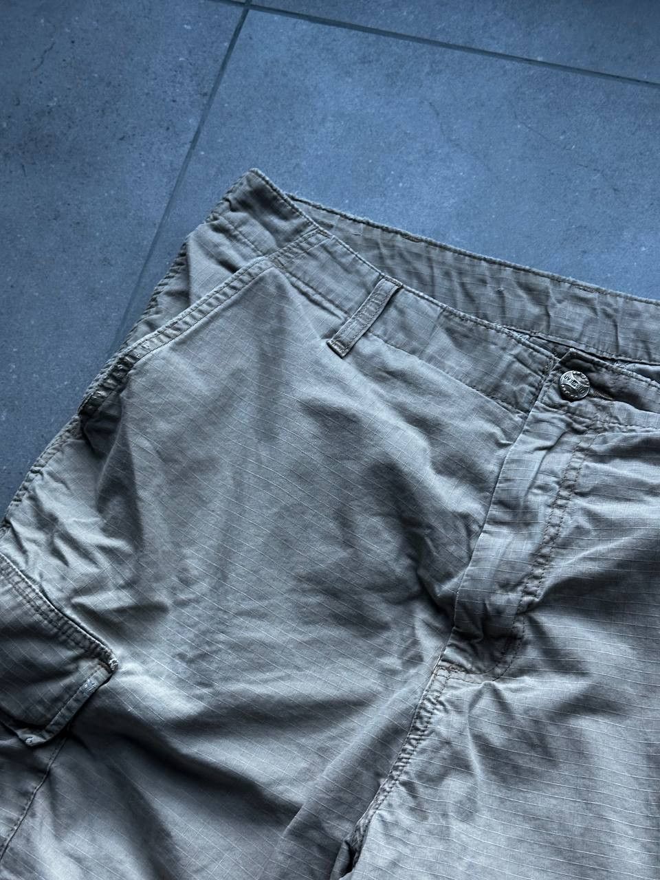 Carhartt Vintage Carhartt Baggy Beige Distressed Shorts Size US 34 / EU 50 - 7 Thumbnail