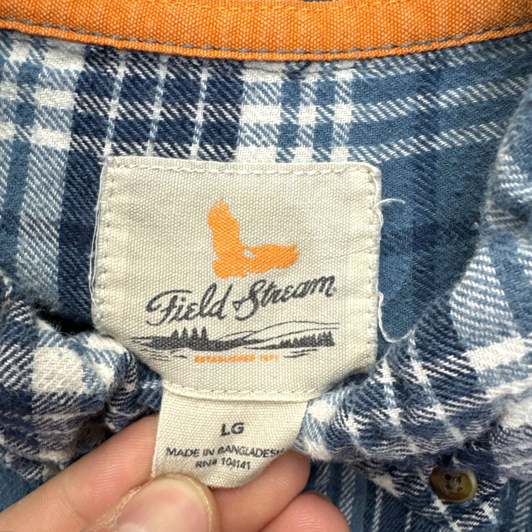 Vintage VINTAGE Field & Stream Shirt Large Tartan Plaid Button Down Flannel Mens Outdoor 90s Size US L / EU 52-54 / 3 - 2 Thumbnail