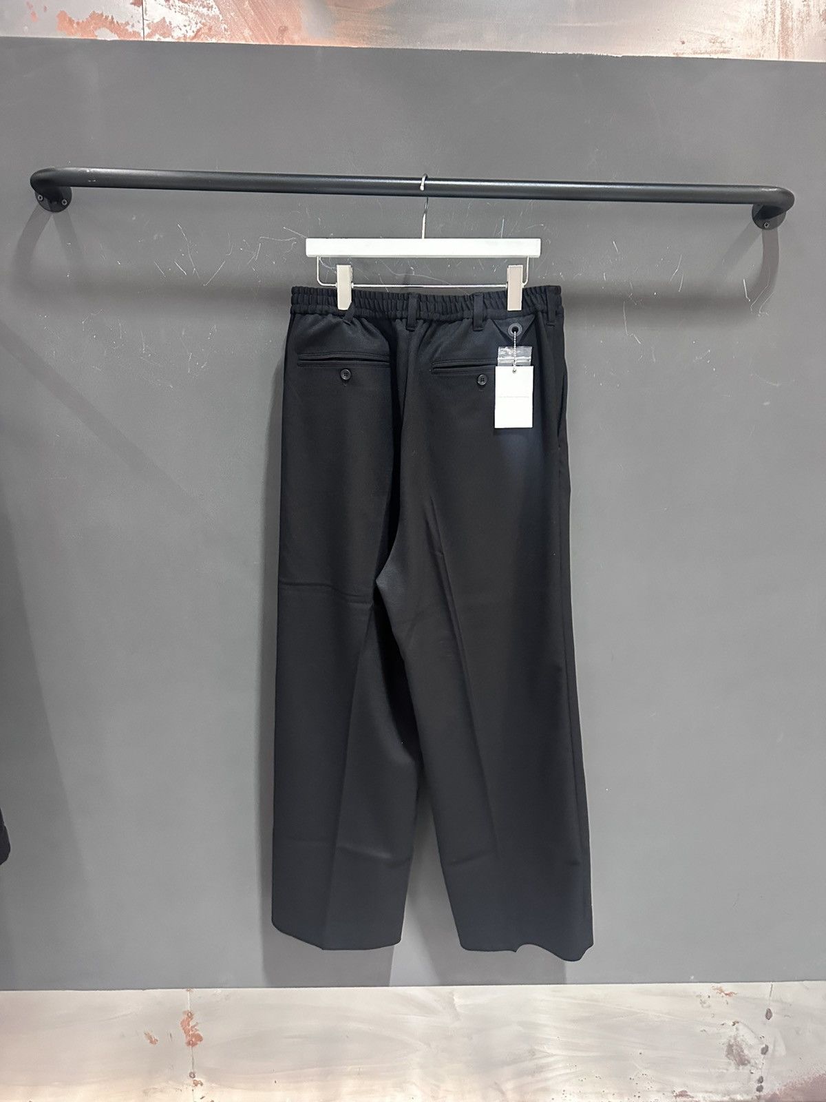 White Mountaineering White mountaineering 3 tuck wide leg pants Size US 31 - 2 Thumbnail