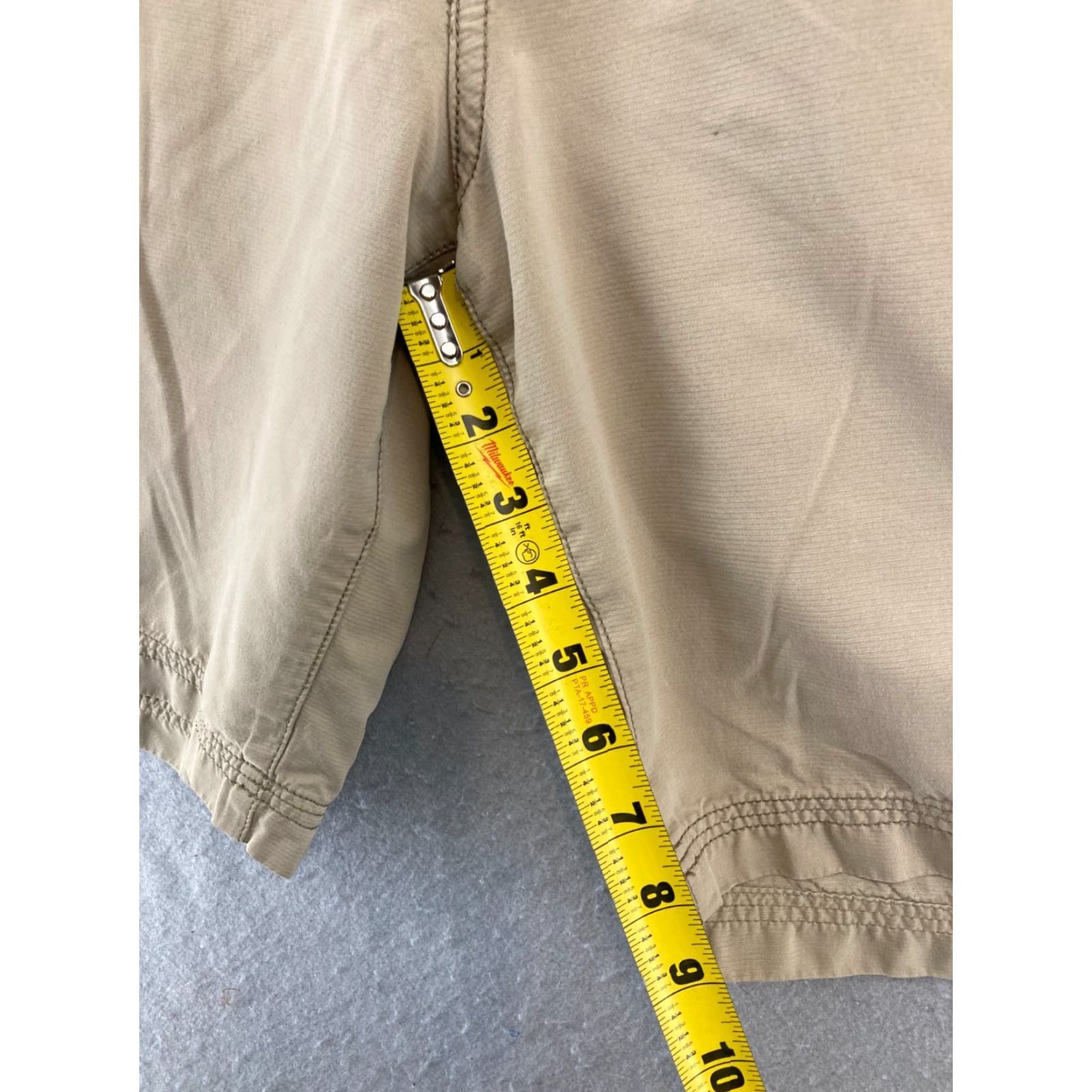 Royal Robbins Royal Robbins Mens Shorts 40 Khaki Outdoor Hiking Short Regular 40 Beige Polyester Blend Shirt? Size US 40 / EU 56 - 4 Thumbnail