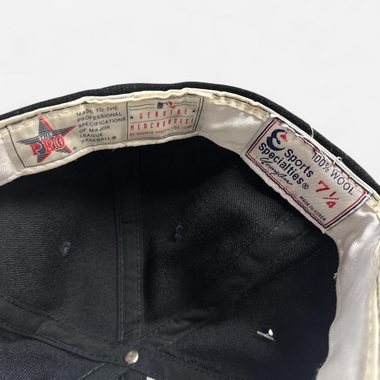 Sports Specialties Vintage 90s Chicago White Sox black dome dead stock hat Size ONE SIZE - 4 Thumbnail