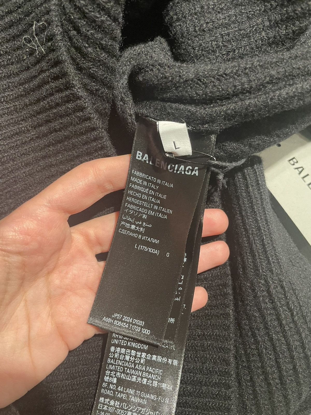 Balenciaga Wool sweater Size US L / EU 52-54 / 3 - 6 Thumbnail