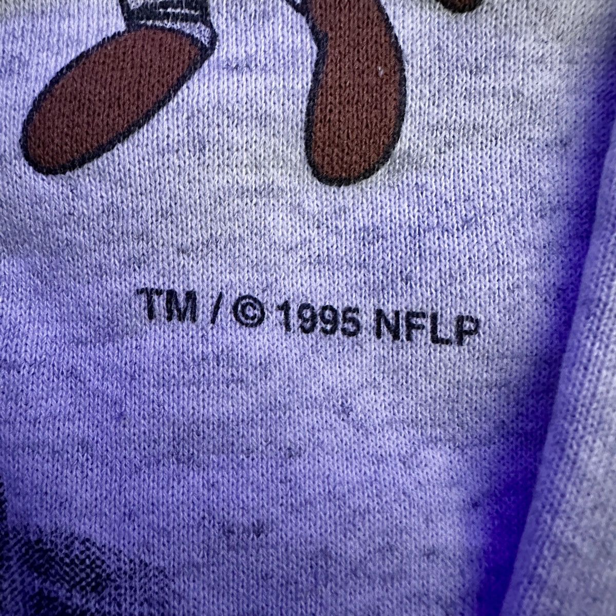 NFL × Vintage Vintage 1995 Dallas Cowboys Looney Tunes Taz Jumper Size US XL / EU 56 / 4 - 5 Thumbnail