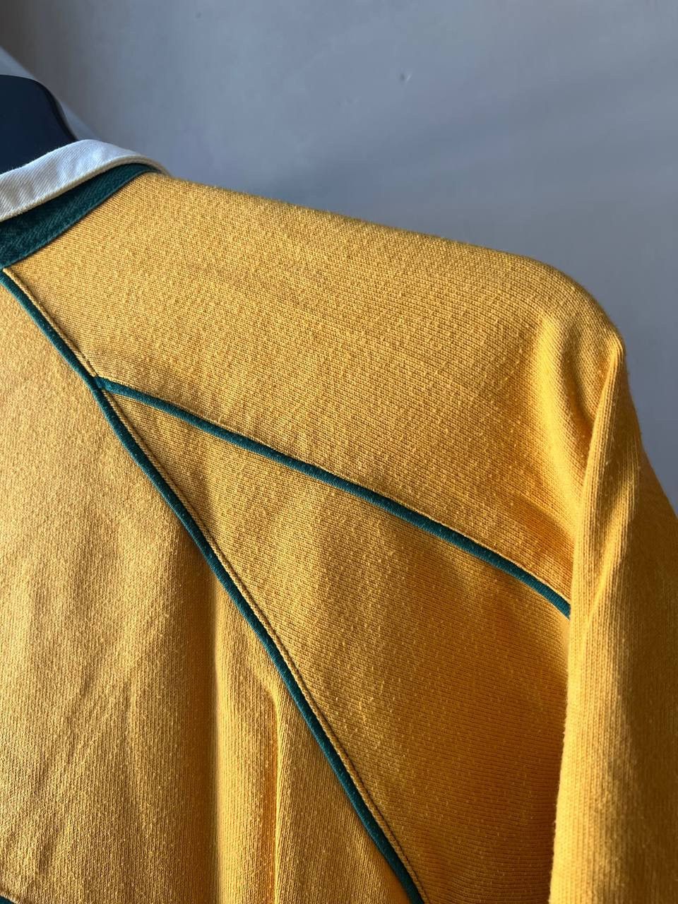 Canterbury of New Zealand 2007 AUSTRALIA RUGBY UNION RARE SHIRT JERSEY SIZE XL MENS Size US XL / EU 56 / 4 - 14 Thumbnail
