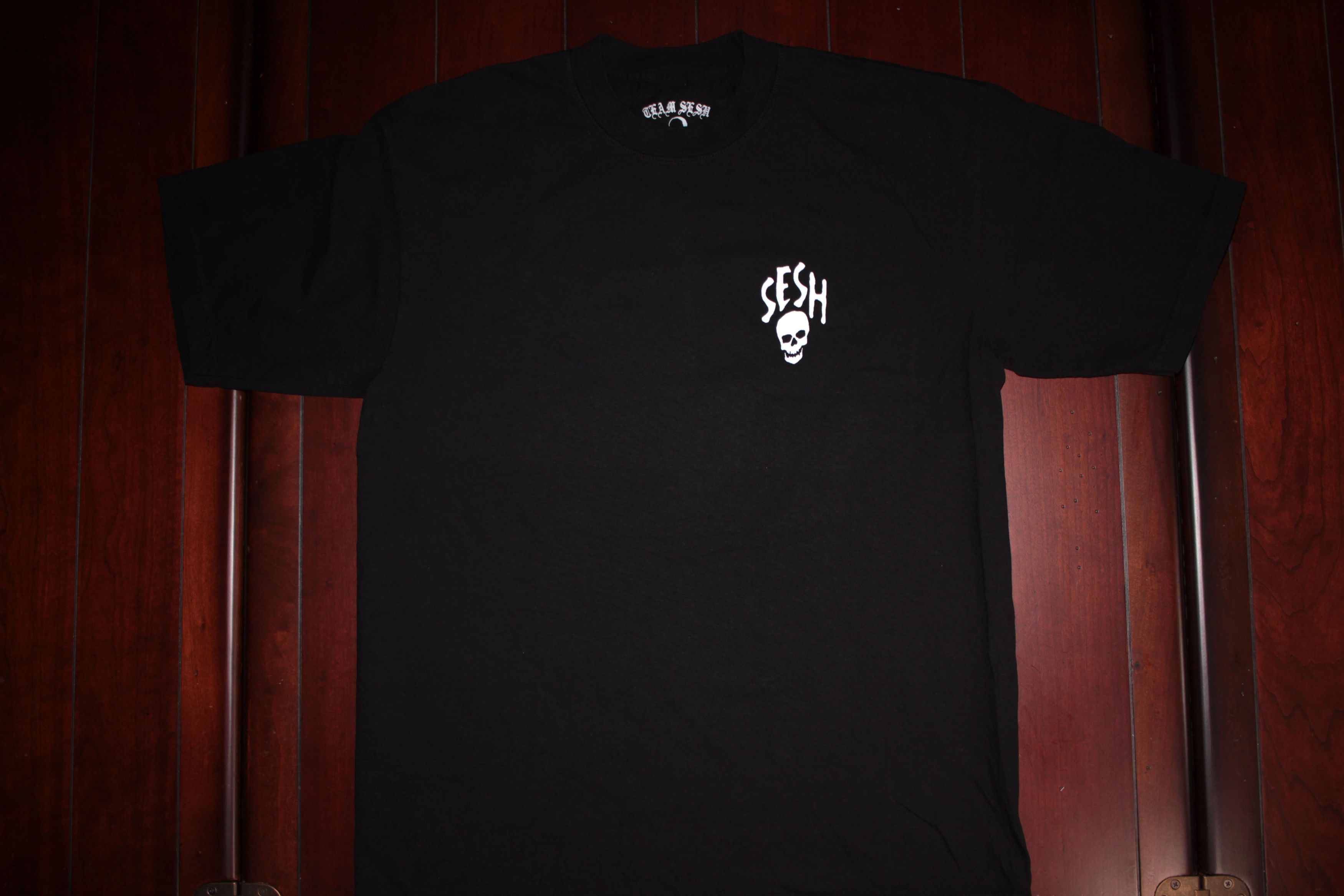 Bones × TeamSESH TeamSESH Skull Logo T-Shirt (Medium) Size US M / EU 48-50 / 2 - 1 Thumbnail