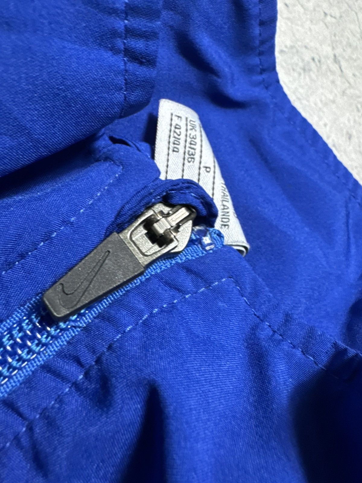 Nike Nike Vintage Nylon Track Suit Jacket & Pants Drill Swoosh Size US S / EU 44-46 / 1 - 6 Thumbnail