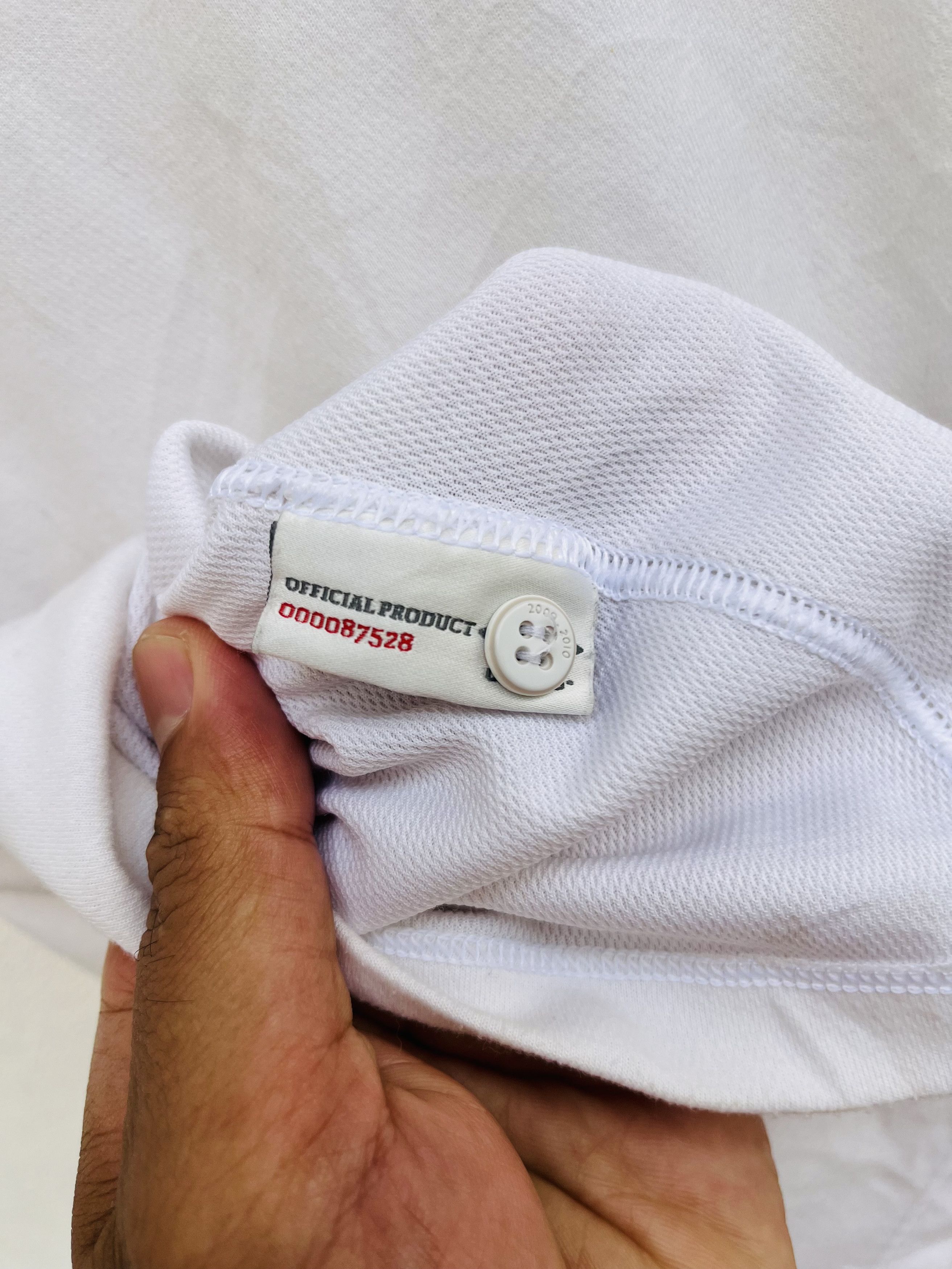 Japanese Brand Vintage England Tailored By Umbro White Colour Size US L / EU 52-54 / 3 - 14 Thumbnail