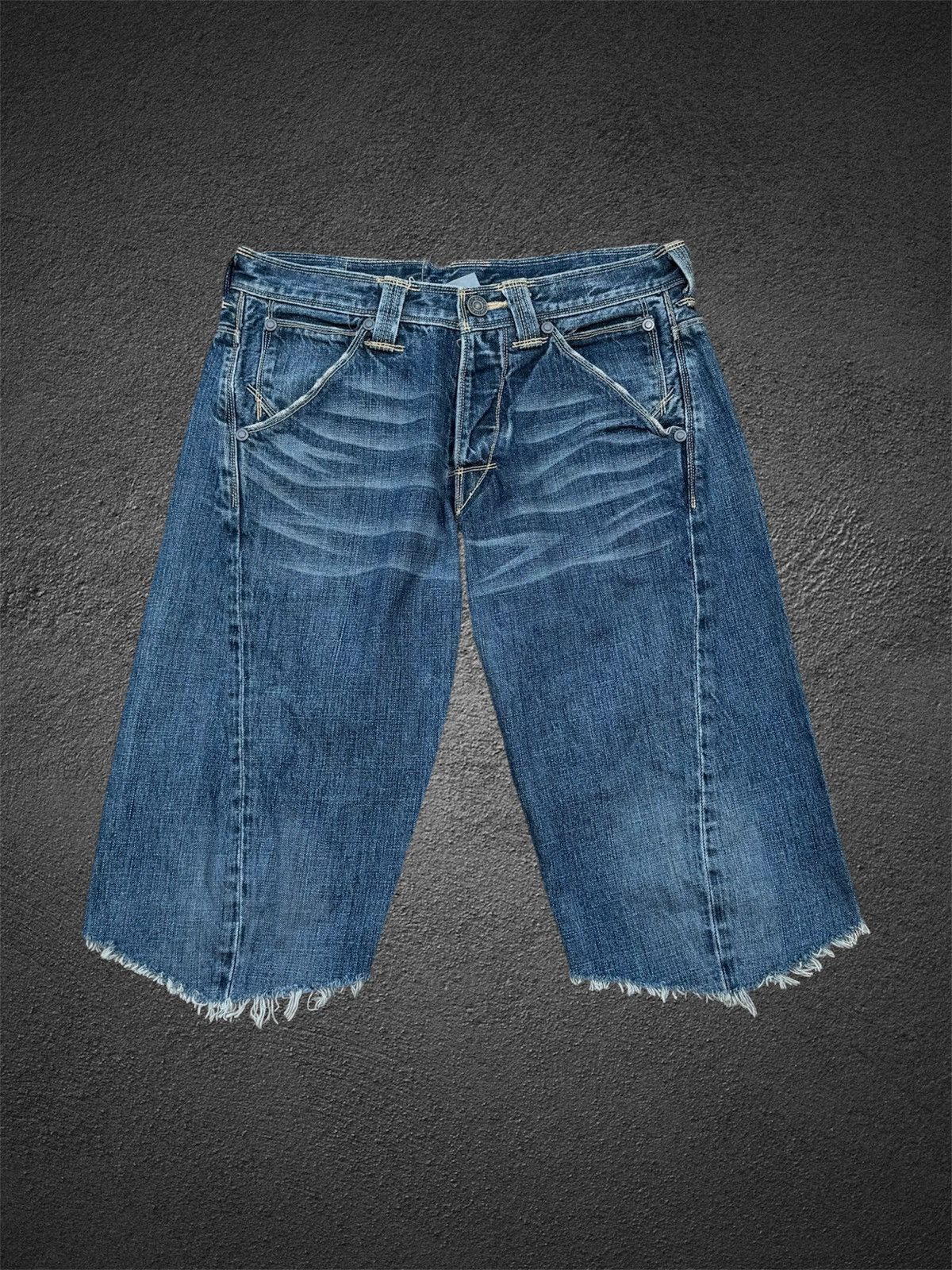 Levi's Engineered Buckle Belt Levis Jorts Styled Vintage Size US 29 - 1 Thumbnail
