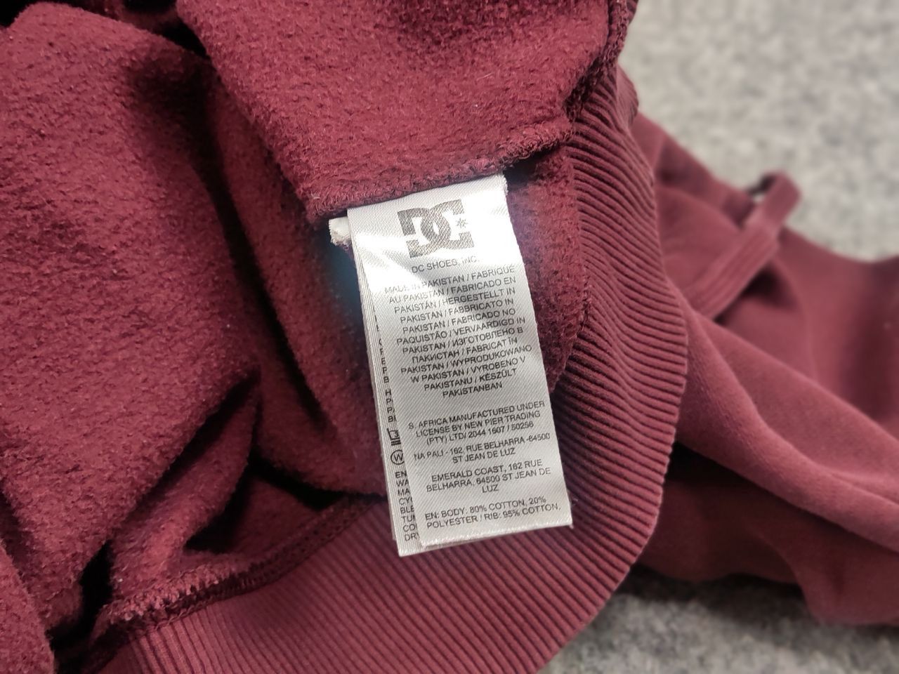 DC Vintage DC Hoodie Big Logo Baggy Burgundy y2k 90s Size US L / EU 52-54 / 3 - 12 Thumbnail