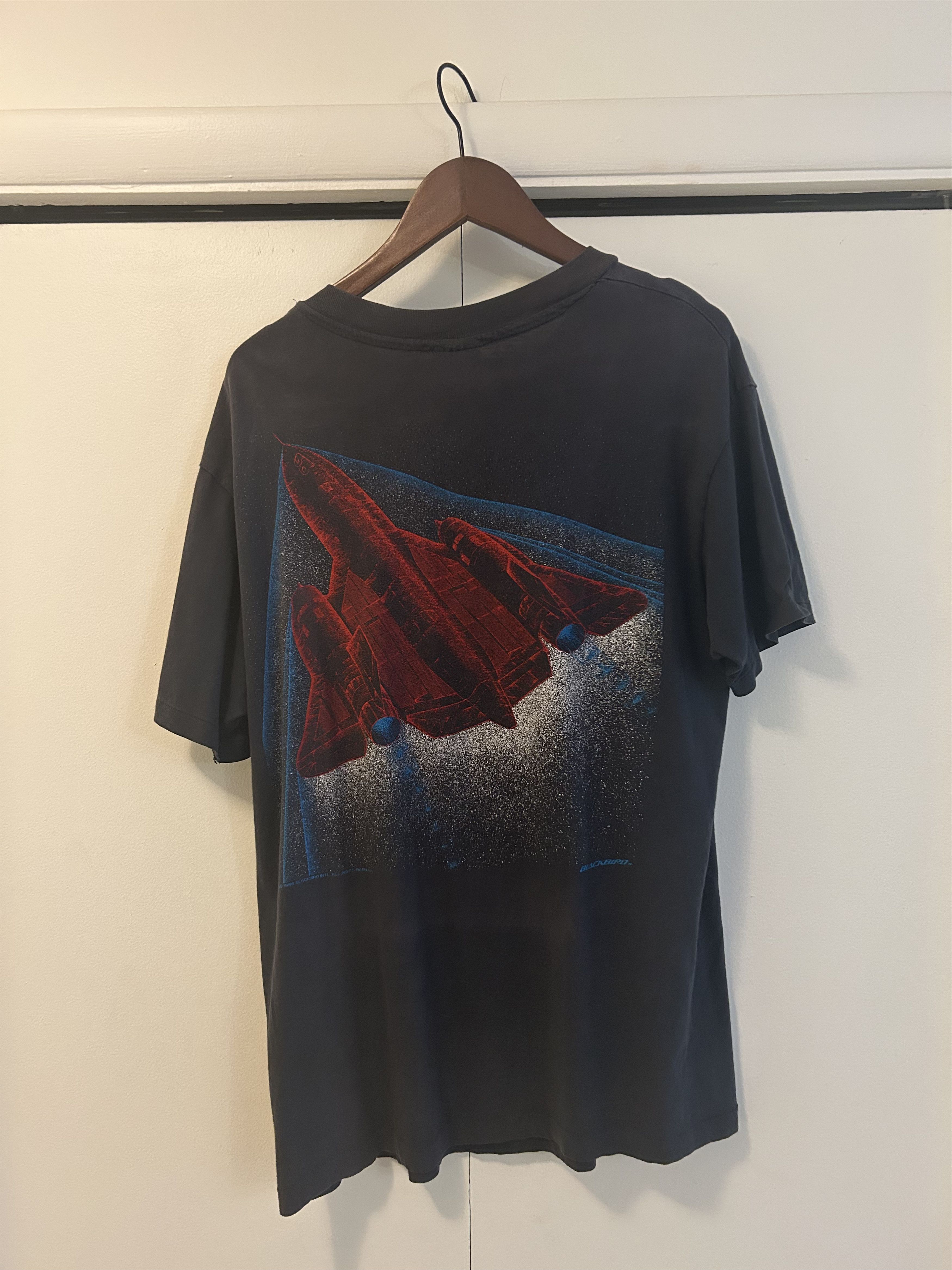 Vintage Vintage 90s Hanes SR-71 Blackbird T-Shirt Size US L / EU 52-54 / 3 - 5 Thumbnail