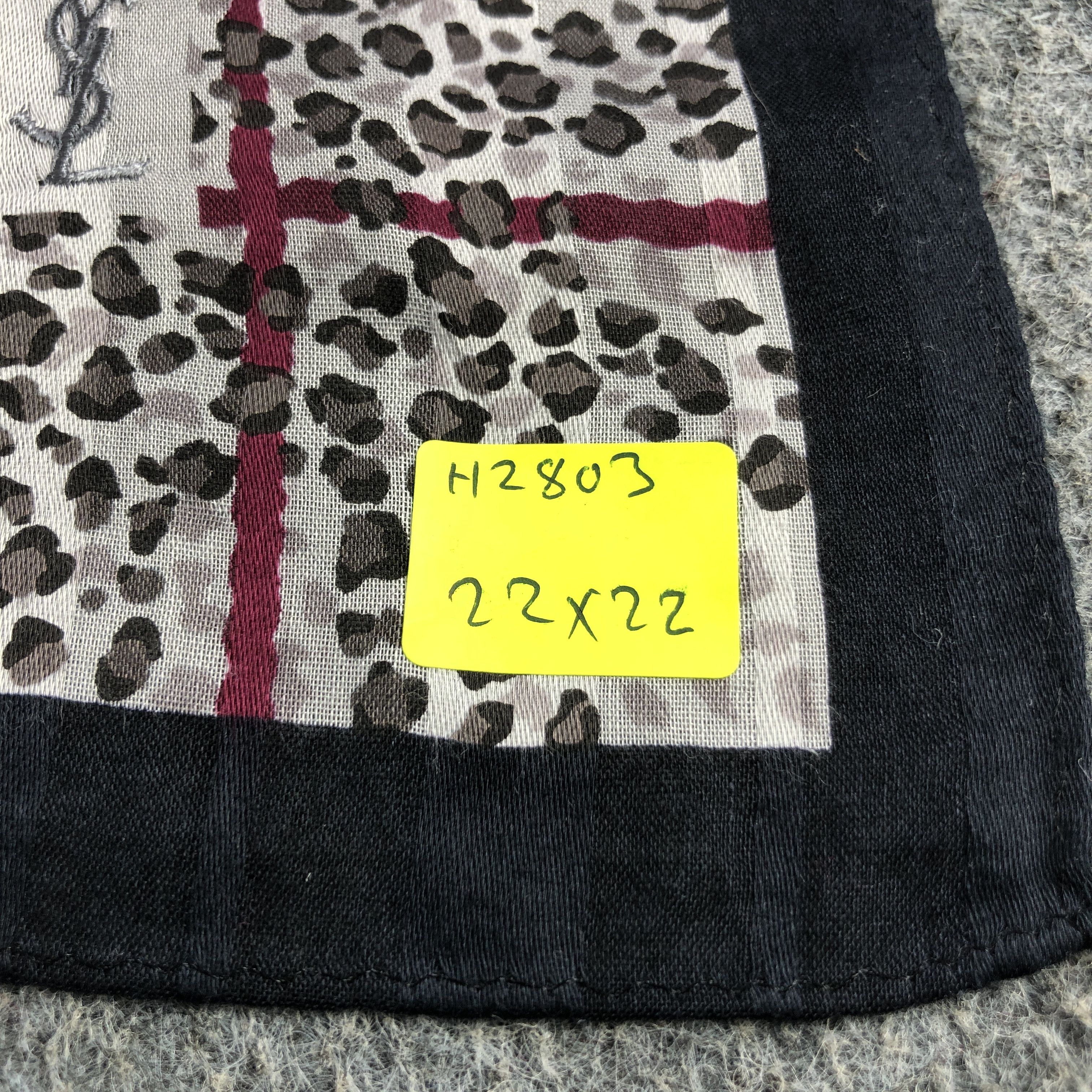 Yves Saint Laurent YSL Handkerchief Neckerchief Bandana H2803 Size ONE SIZE - 5 Thumbnail