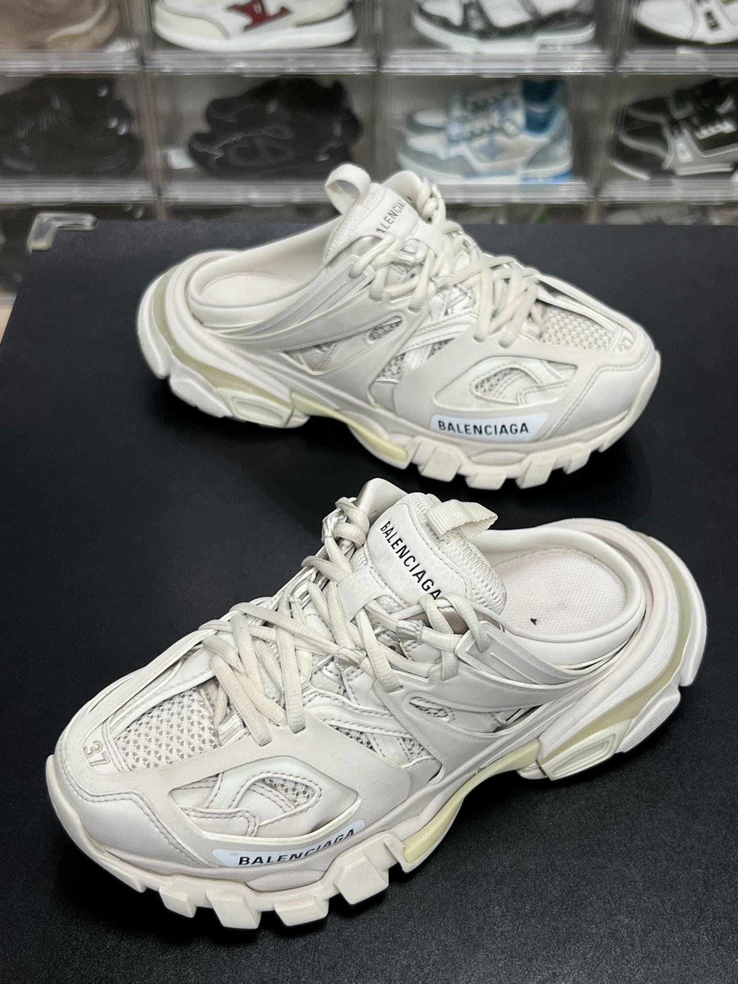 Balenciaga Balenciaga Beige Sandals us_7 Women Size US 7 / IT 37 - 1 Thumbnail