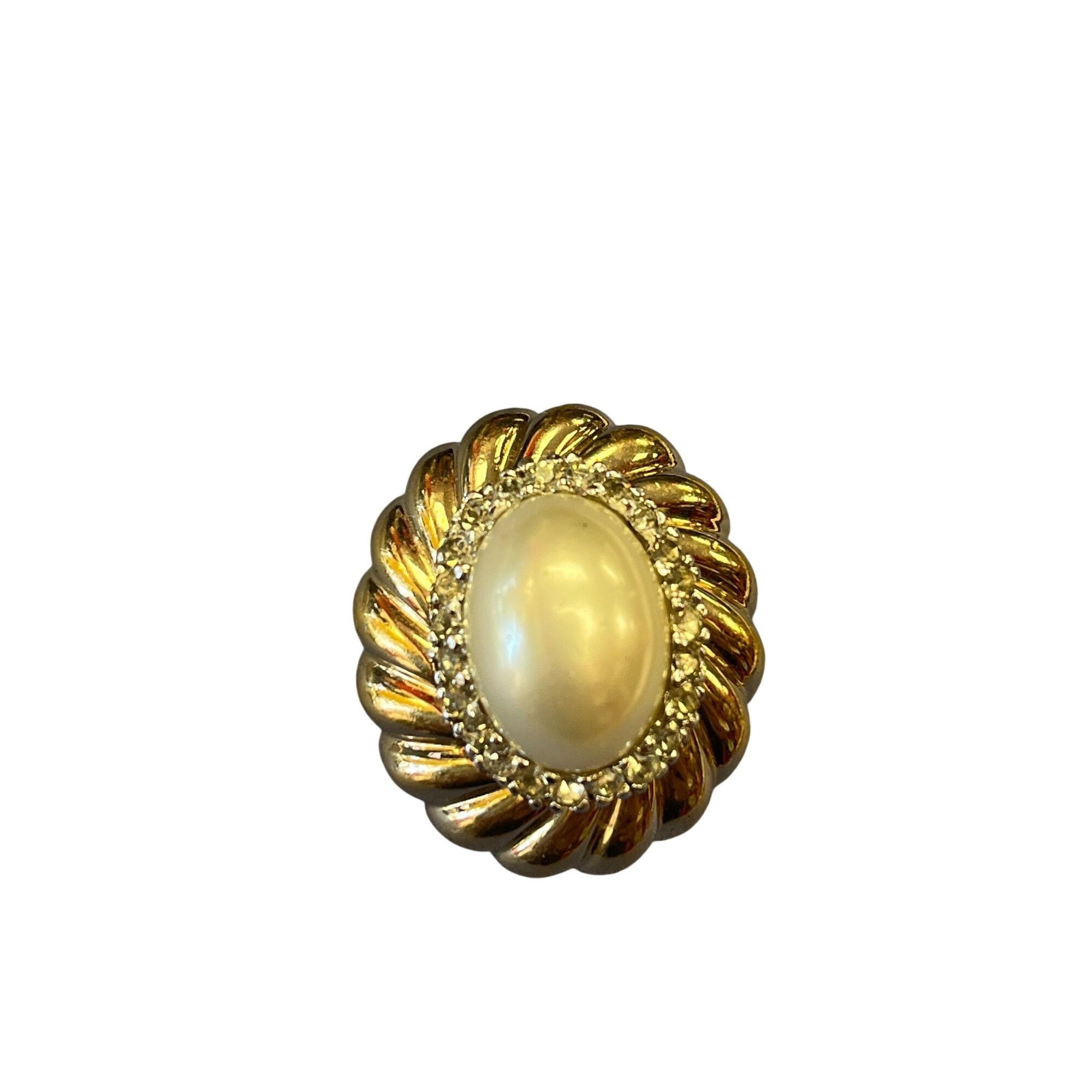 Other Panetta Vintage faux pearl rhinestones gold tone clip on ear Size ONE SIZE - 3 Thumbnail