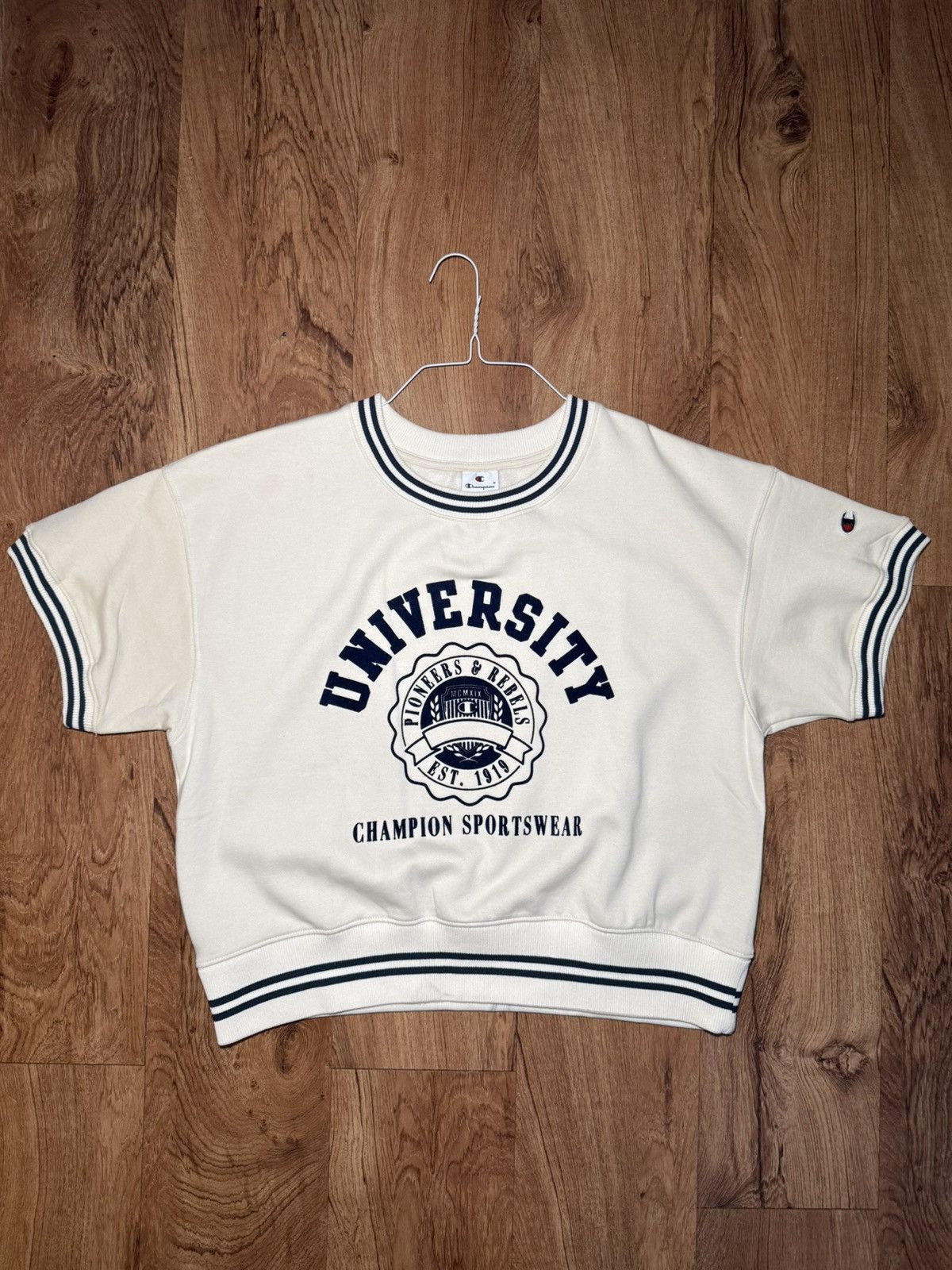 Champion CHAMPION “jersey” (size XL/fits like mens S-M) Size US S / EU 44-46 / 1 - 1 Thumbnail