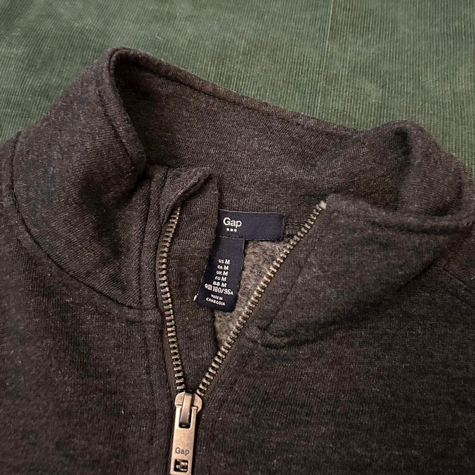 Gap Y2k embroidered gap sweater Size US M / EU 48-50 / 2 - 3 Thumbnail