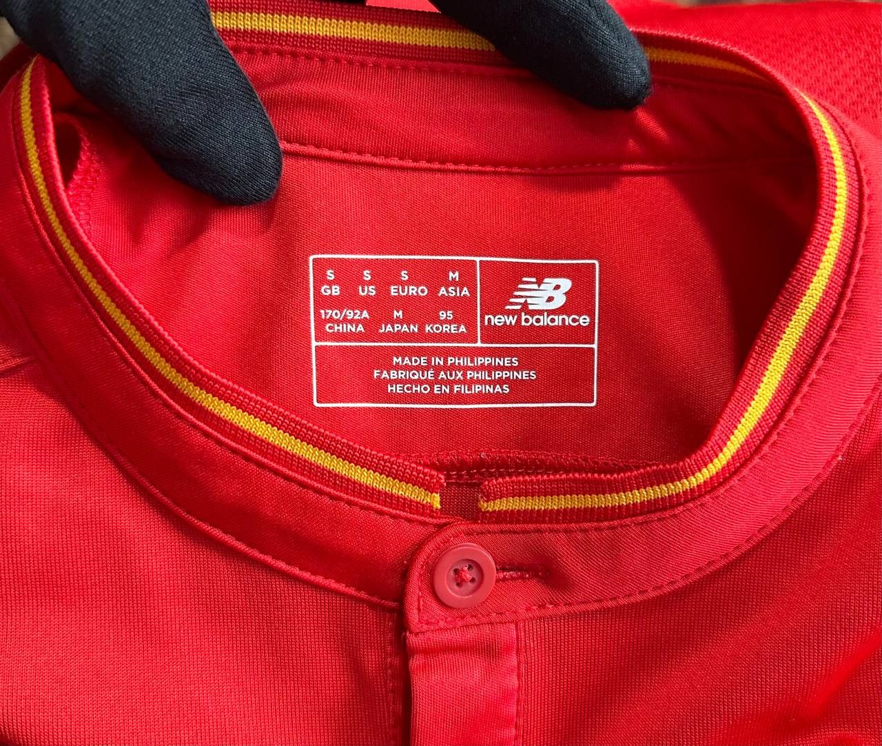 New Balance Liverpool Home New Balance football shirt 2016 /17 LALLANA Size US S / EU 44-46 / 1 - 10 Thumbnail
