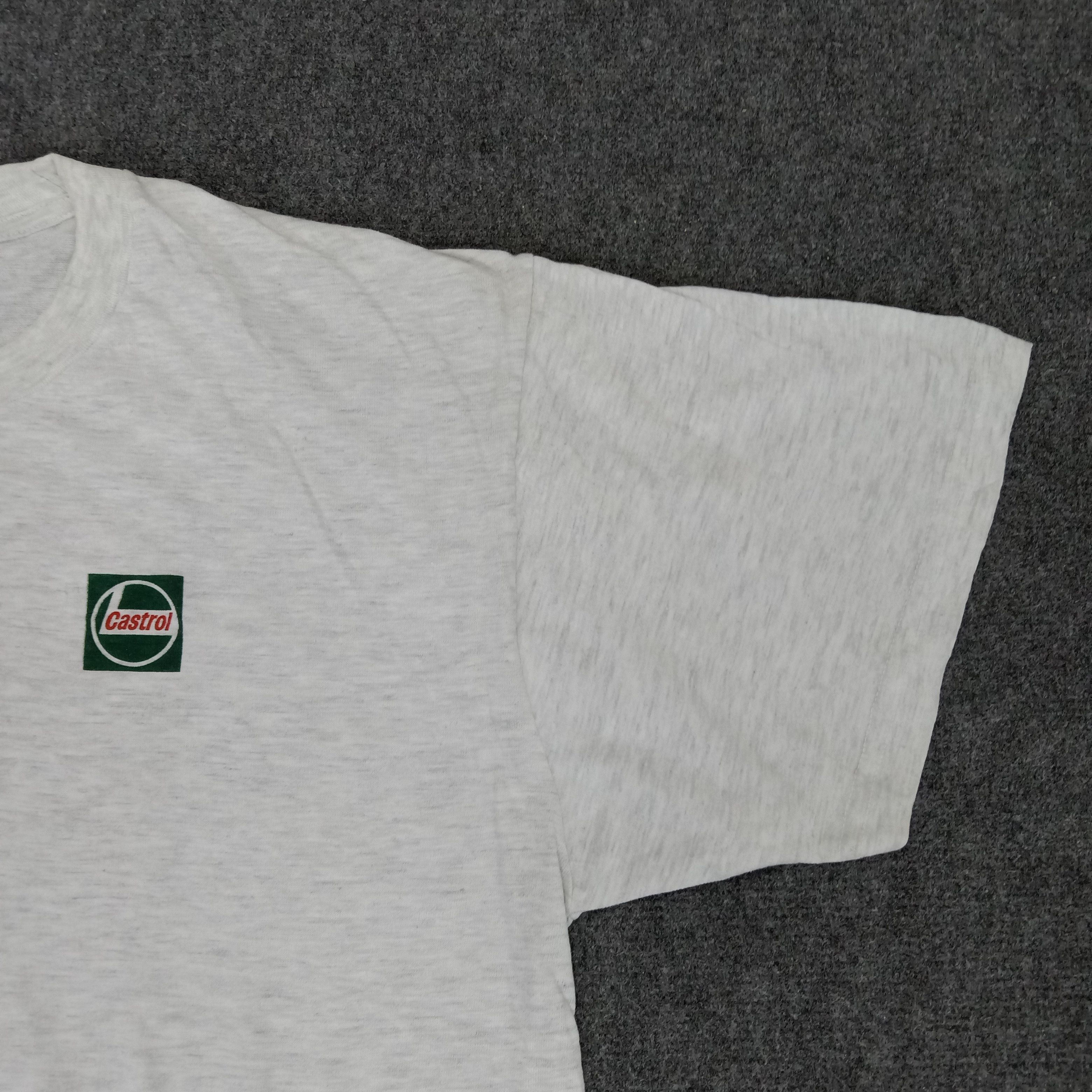 Vintage Castrol Racing Motorsports Oli Lubricant Tshirt Size US L / EU 52-54 / 3 - 5 Thumbnail