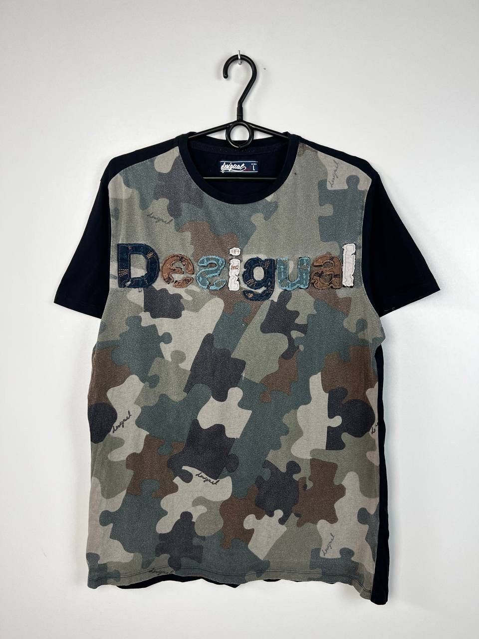 Desigual Desigual luxury t-shirts size L Size US L / EU 52-54 / 3 - 1 Thumbnail