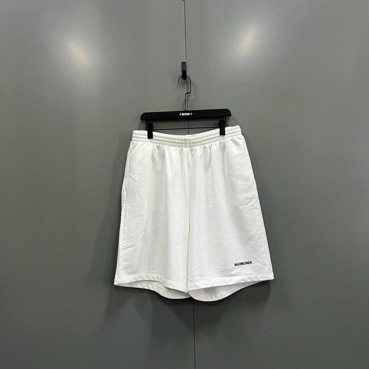 Balenciaga Balenciaga Retro Embroidered White Pants 24 Women Size 24" / US 00 / IT 34 - 1 Thumbnail