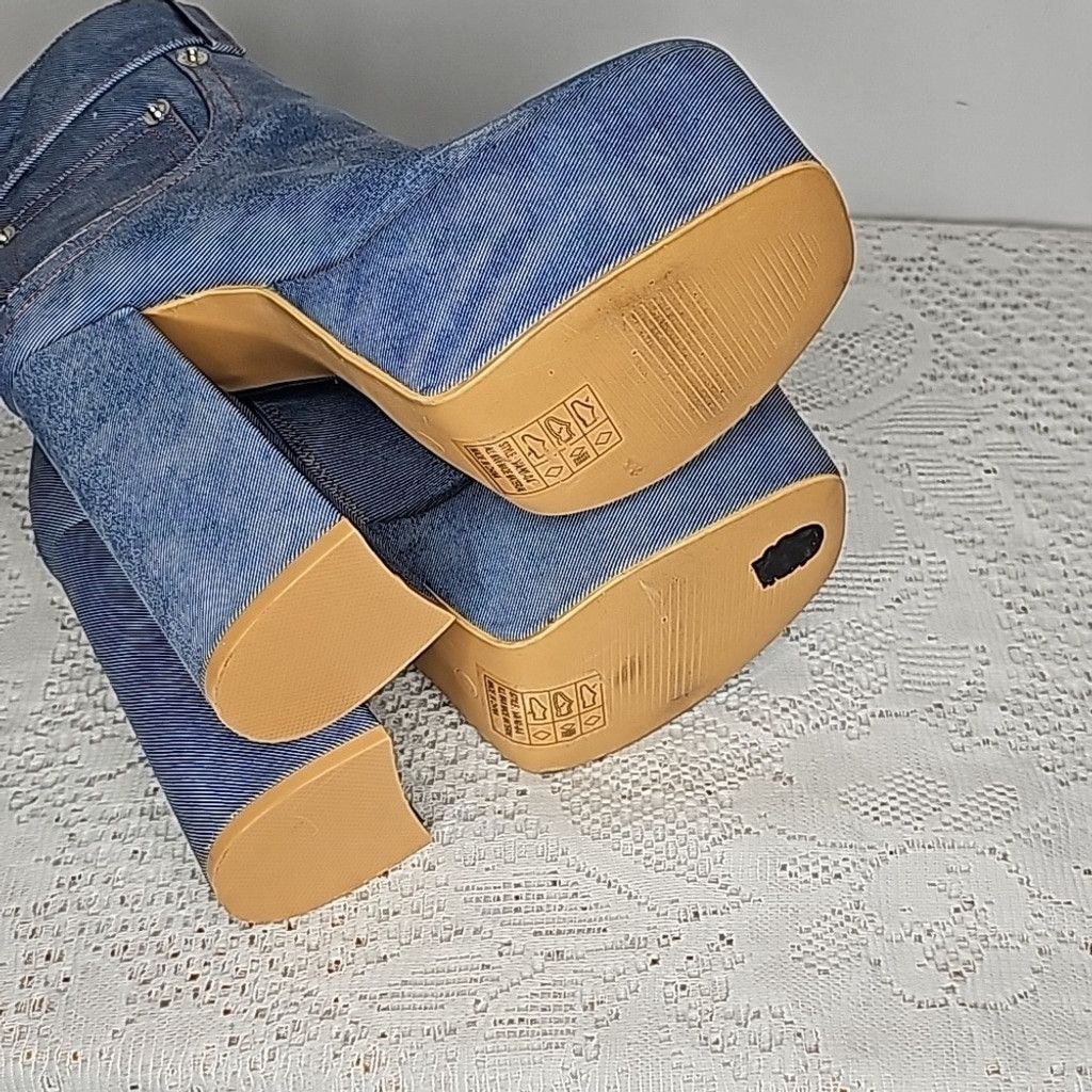 The Unbranded Brand NWOT Yoki denim blue platform high ankle rave club boots 6 Size US 6 / IT 36 - 8 Thumbnail