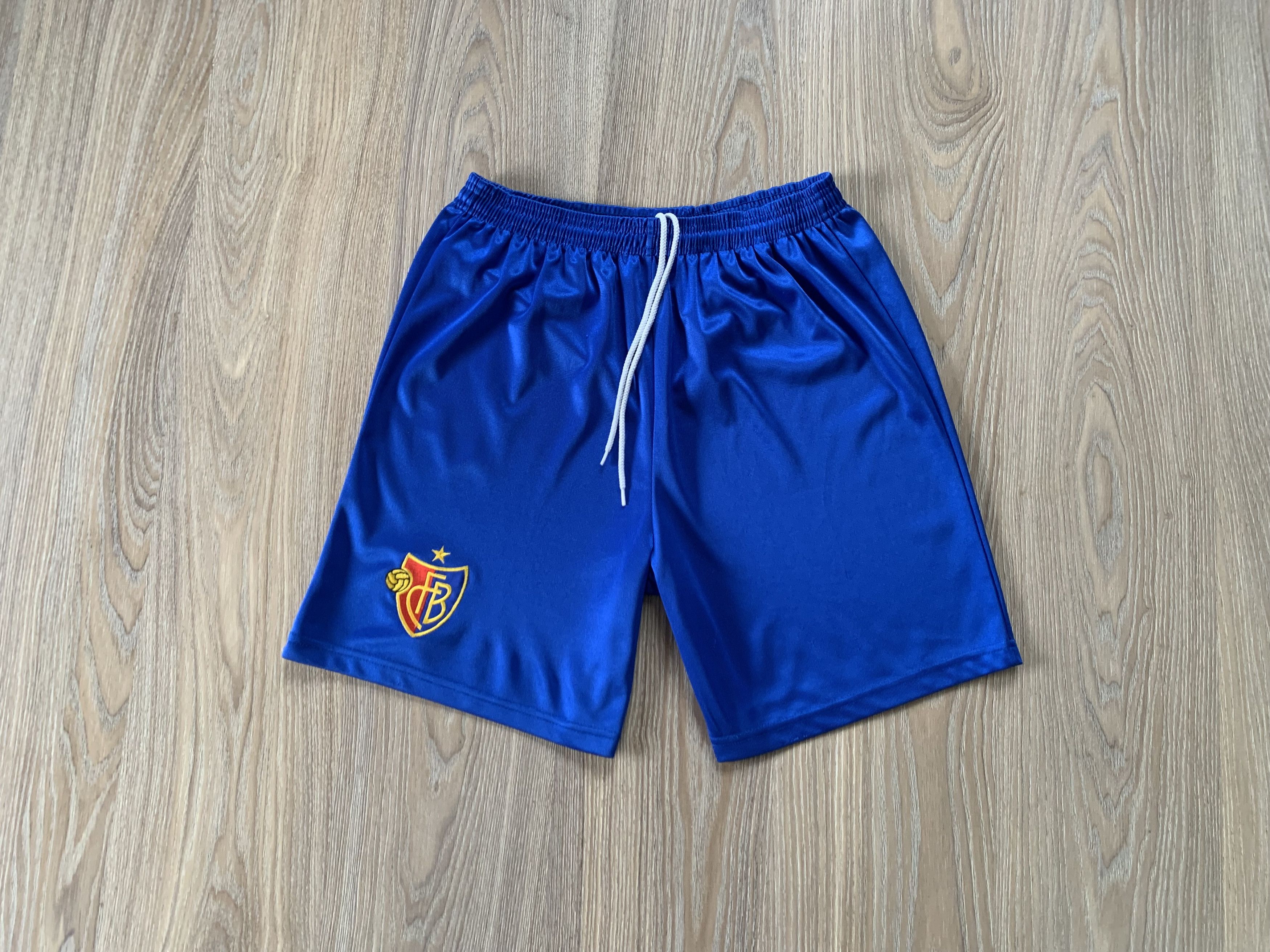 Vintage FC Basel Vintage Shorts Size US 32 / EU 48 - 9 Thumbnail