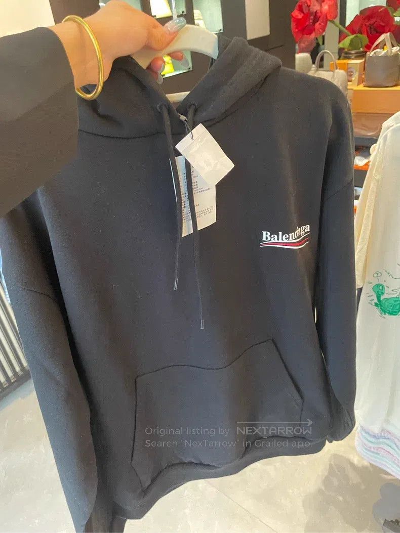 Balenciaga Balenciaga Letter Printed Hooded Loose Fit Long Sleeve Swe Size US M / EU 48-50 / 2 - 7 Thumbnail