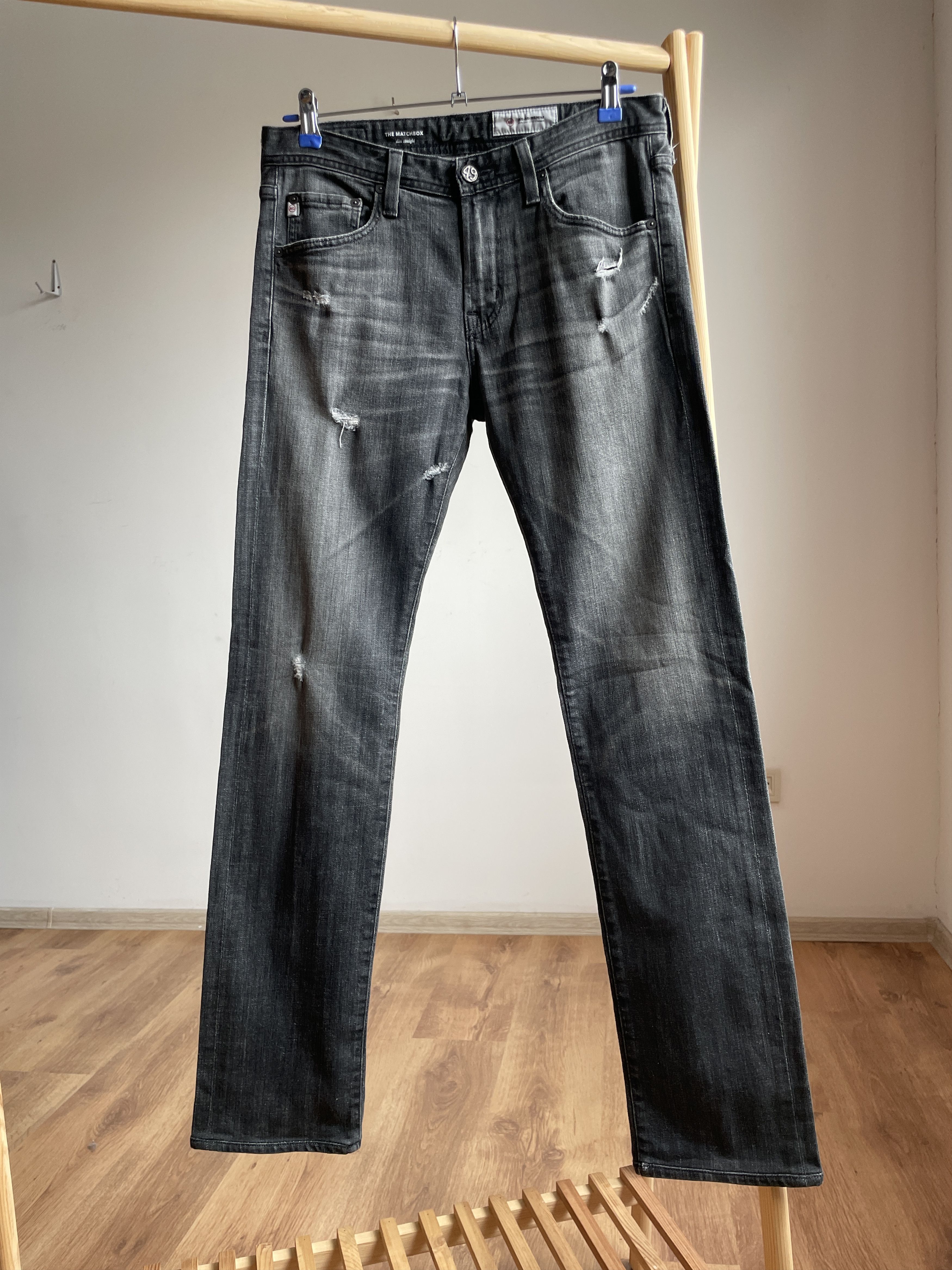 AG Adriano Goldschmied Adriano Goldschmied Matchbox Slim Staight Distressed Denim Size US 31 - 1 Thumbnail
