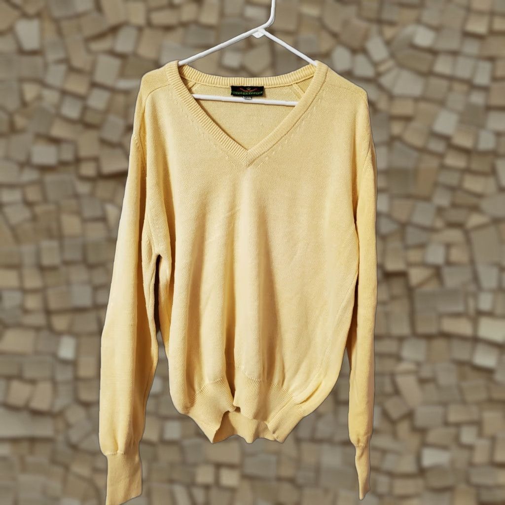 Vintage Gordon Thomas Collectibles Sweater V Neck Yellow Size Medium USA Egyptian Cotton Pullover Cable-Knit Men Regular Size US M / EU 48-50 / 2 - 1 Thumbnail
