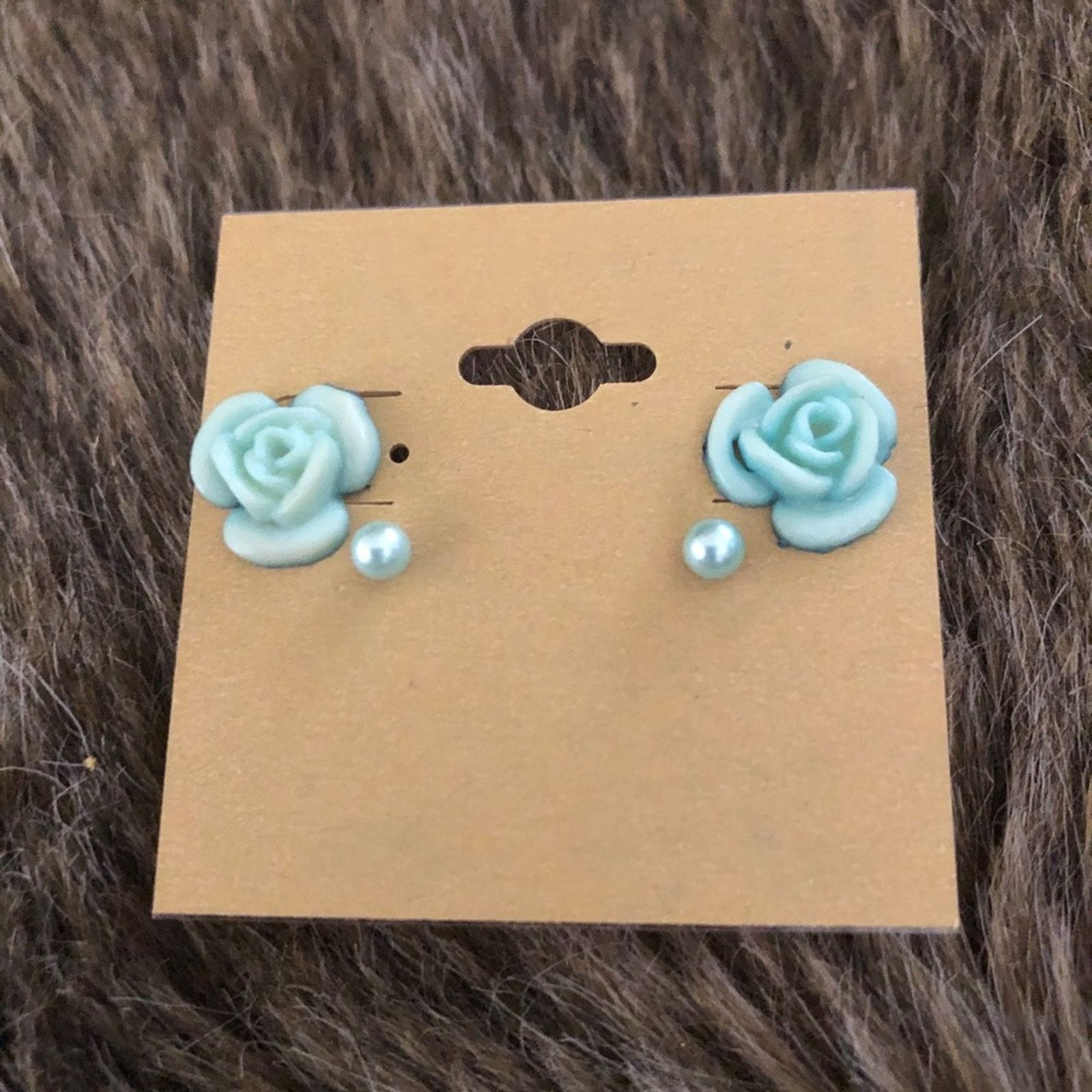 Vintage Antique blue rose & Pearl stud earring set Size ONE SIZE - 2 Thumbnail