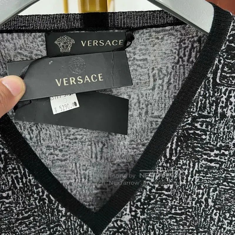 Versace Versace Multicolor Wool Pullover Sweater for Men . Size US M / EU 48-50 / 2 - 2 Thumbnail