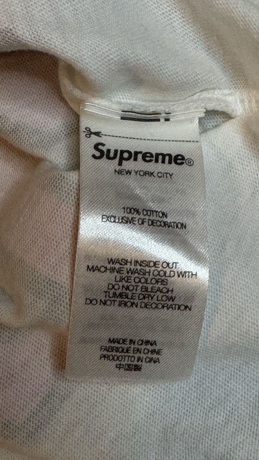 Supreme Supreme Cracked Logo S/S Top XXL Size US XXL / EU 58 / 5 - 8 Thumbnail