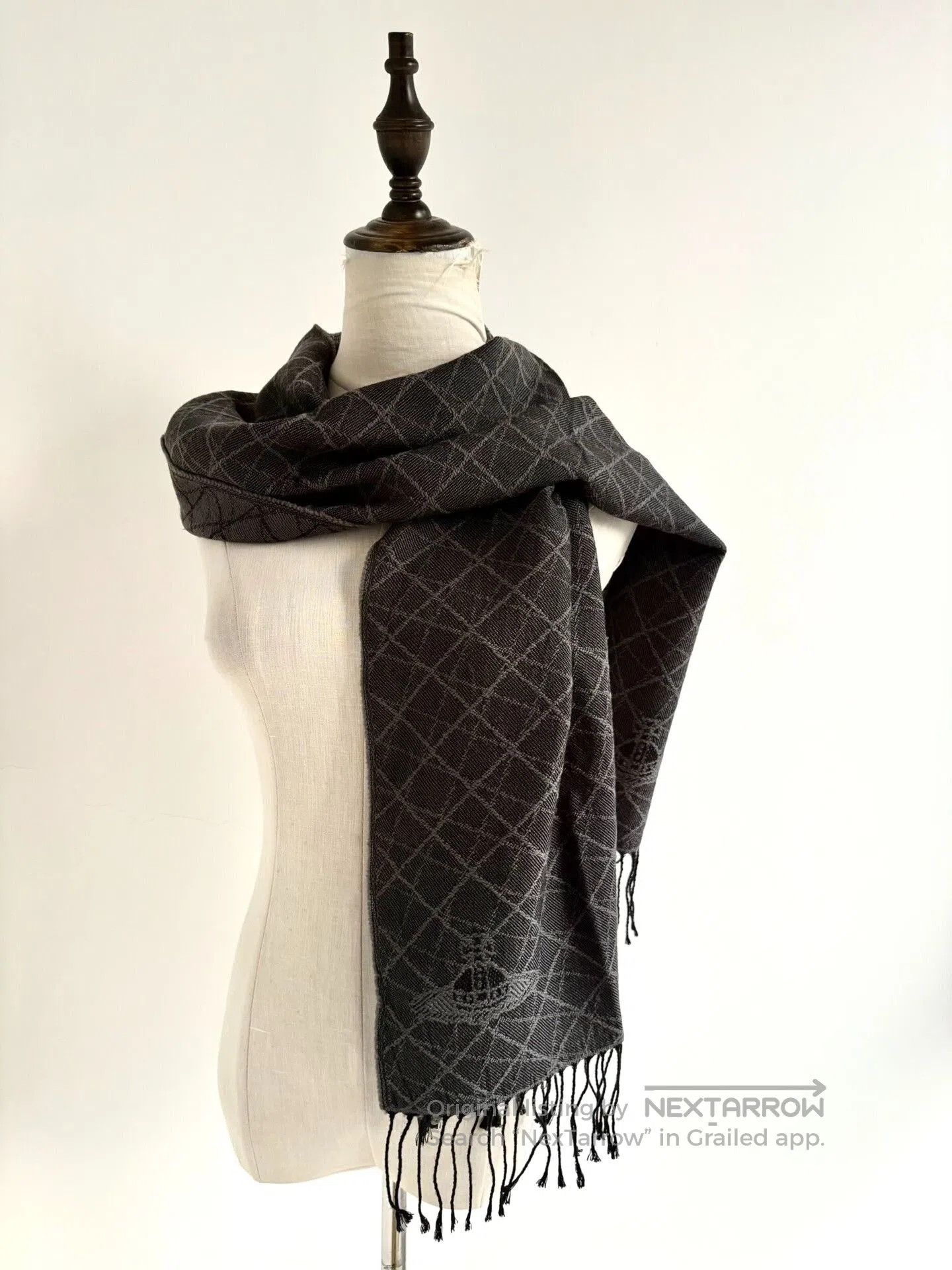 Vivienne Westwood vivienne westwood black gray diamond pattern scarf. Size ONE SIZE - 1 Thumbnail