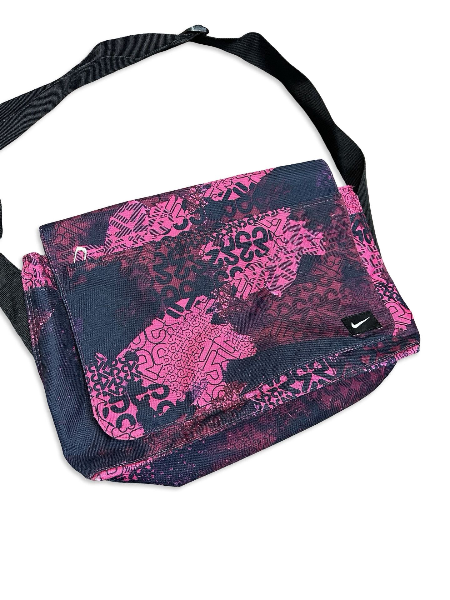 Nike Nike pink camouflage messenger crossbody bag Size ONE SIZE - 2 Thumbnail