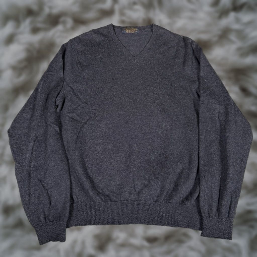 Brooks Brothers VINTAGE Brooks Brothers Sweater V-Neck Wool Mens L Slim Faded Blue 90s Pullover Knit Solid Logo Size US M / EU 48-50 / 2 - 1 Thumbnail